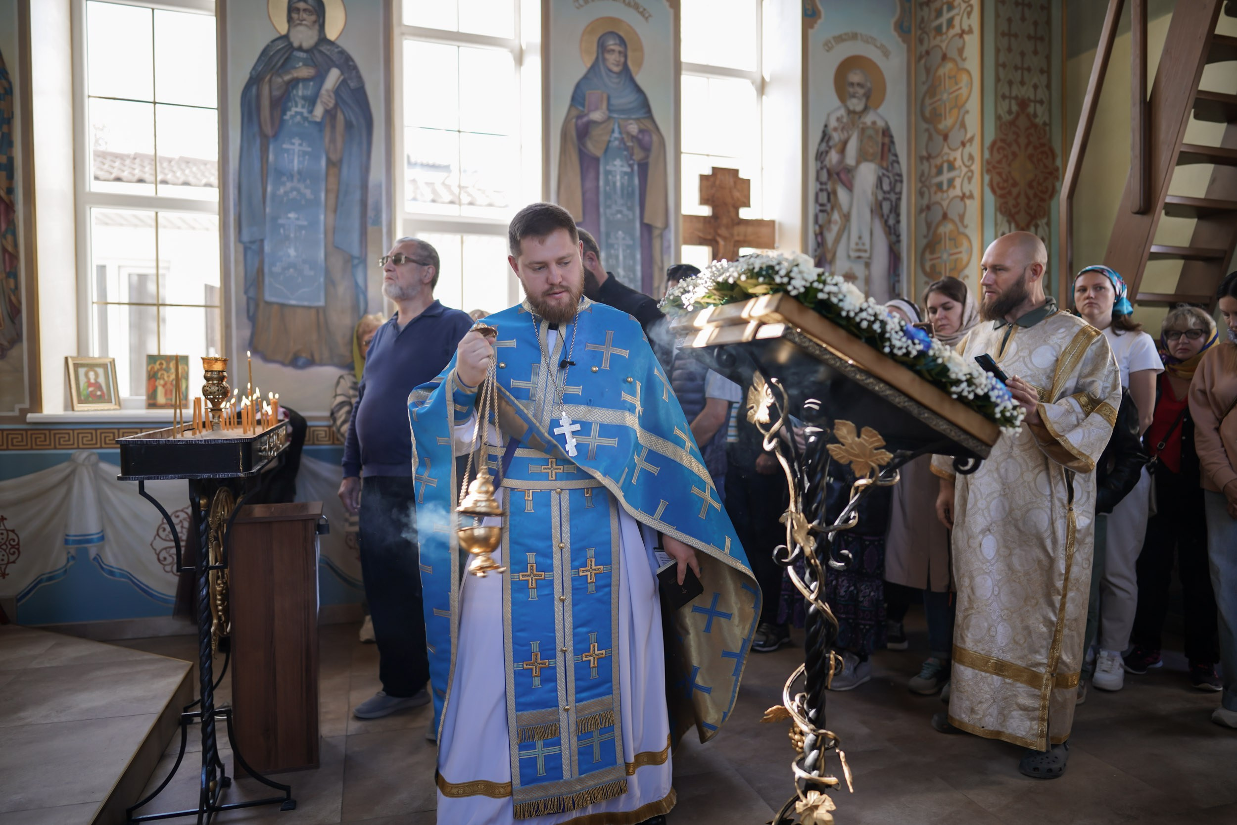 Покров Пресвятой Богородицы в храме ап. Андрея Первозванного. Церковный фотограф Севастополь