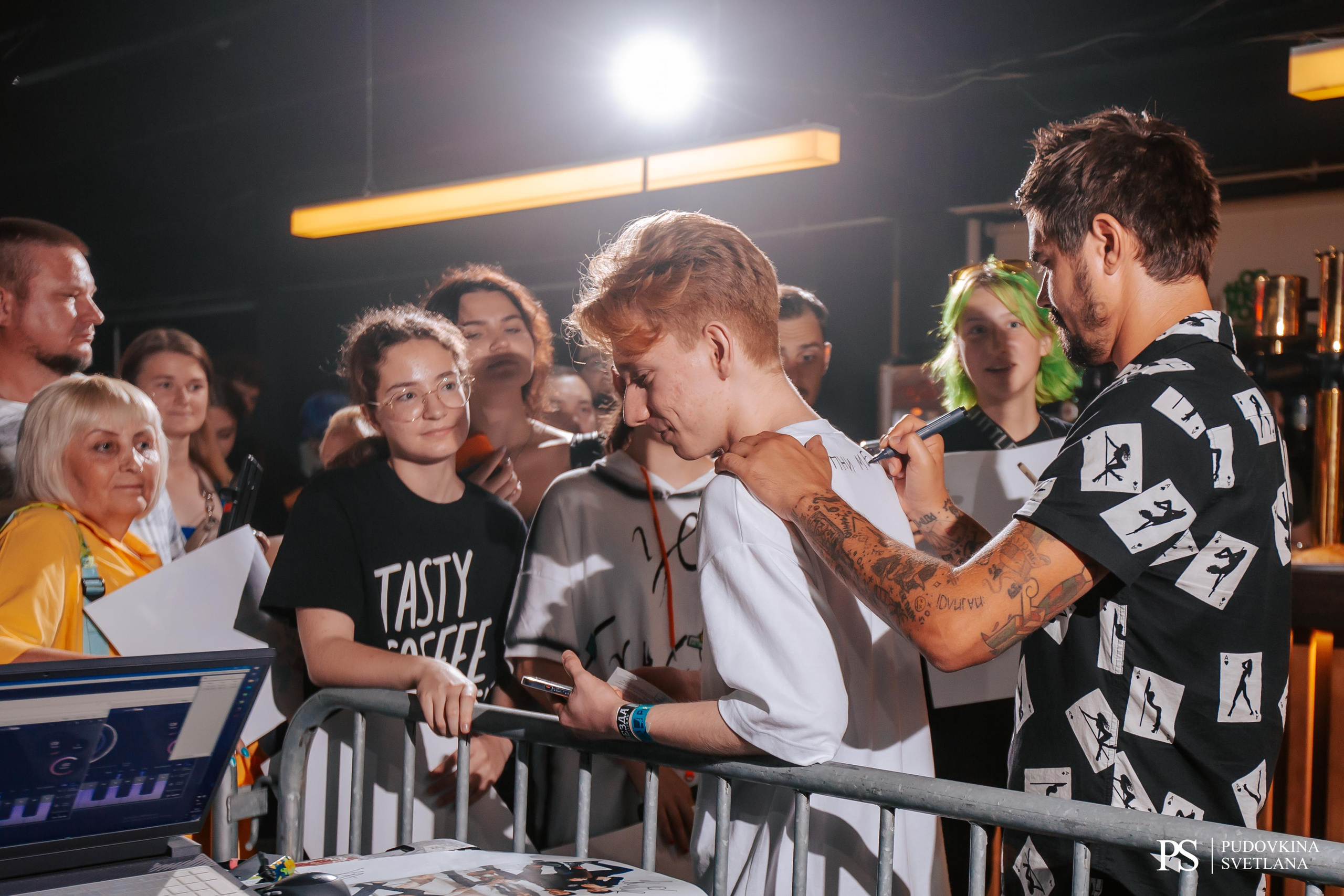 The Hatters. Застолье. Фотограф Тольятти Светлана Пудовкина