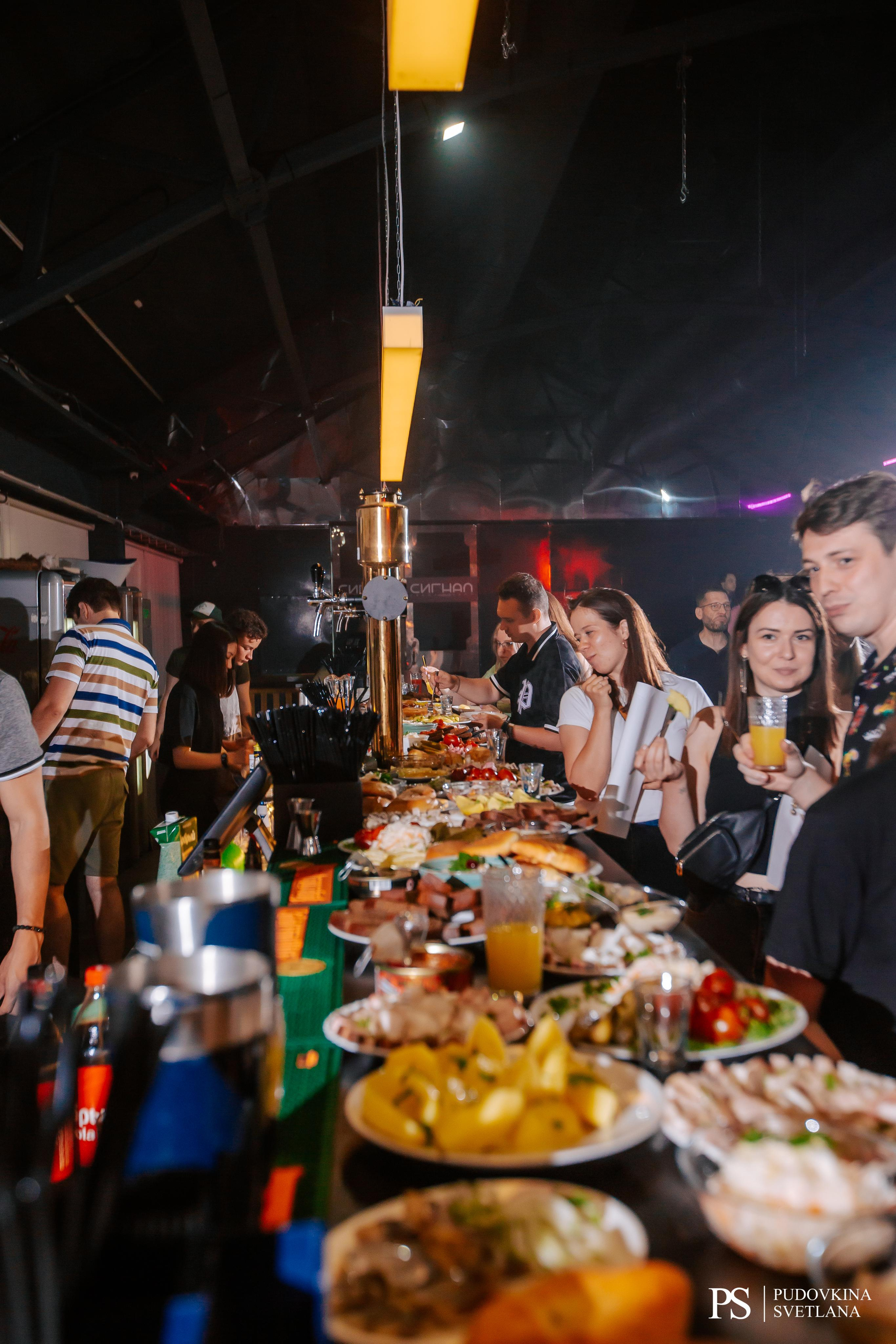 The Hatters. Застолье. Фотограф Тольятти Светлана Пудовкина