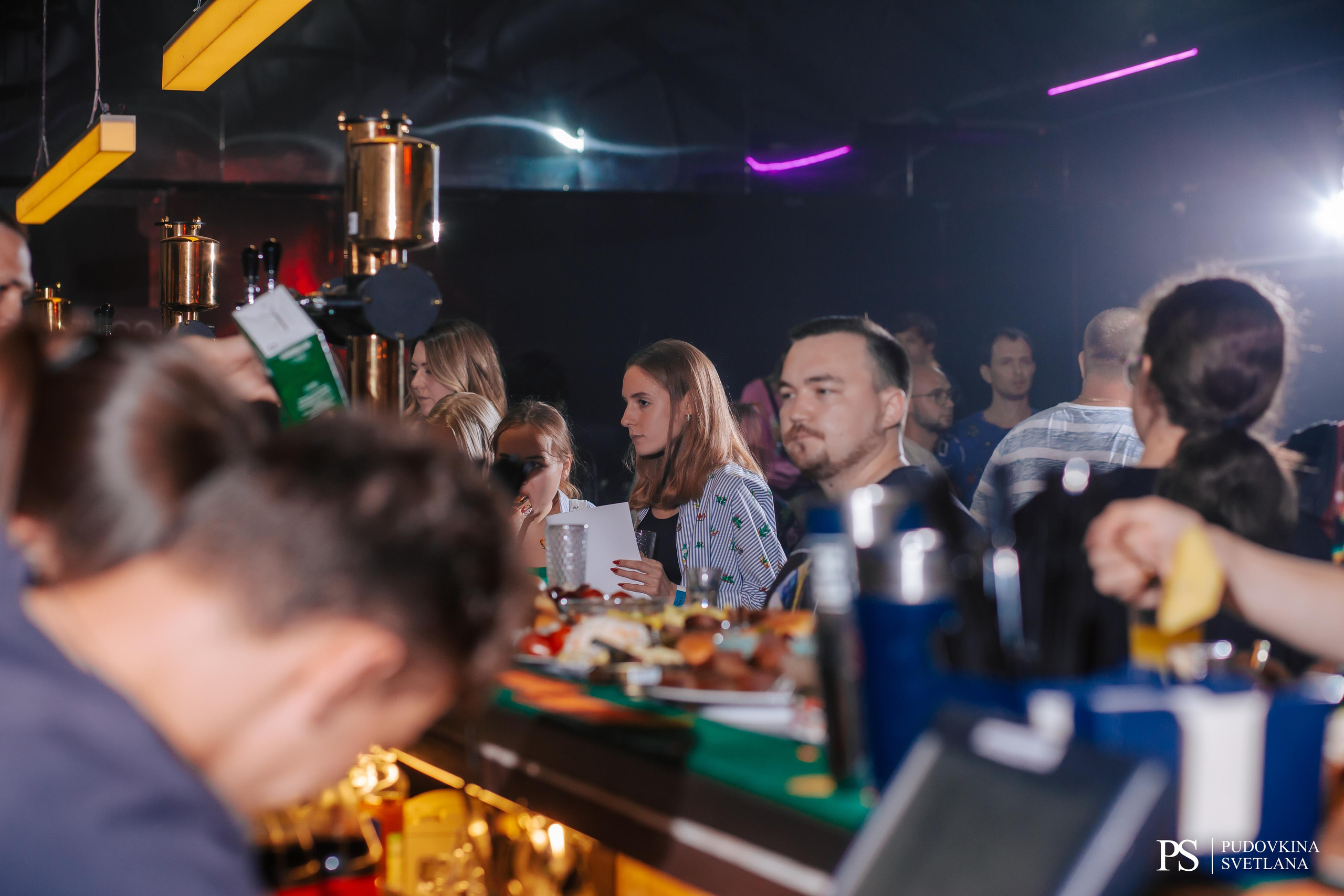 The Hatters. Застолье. Фотограф Тольятти Светлана Пудовкина