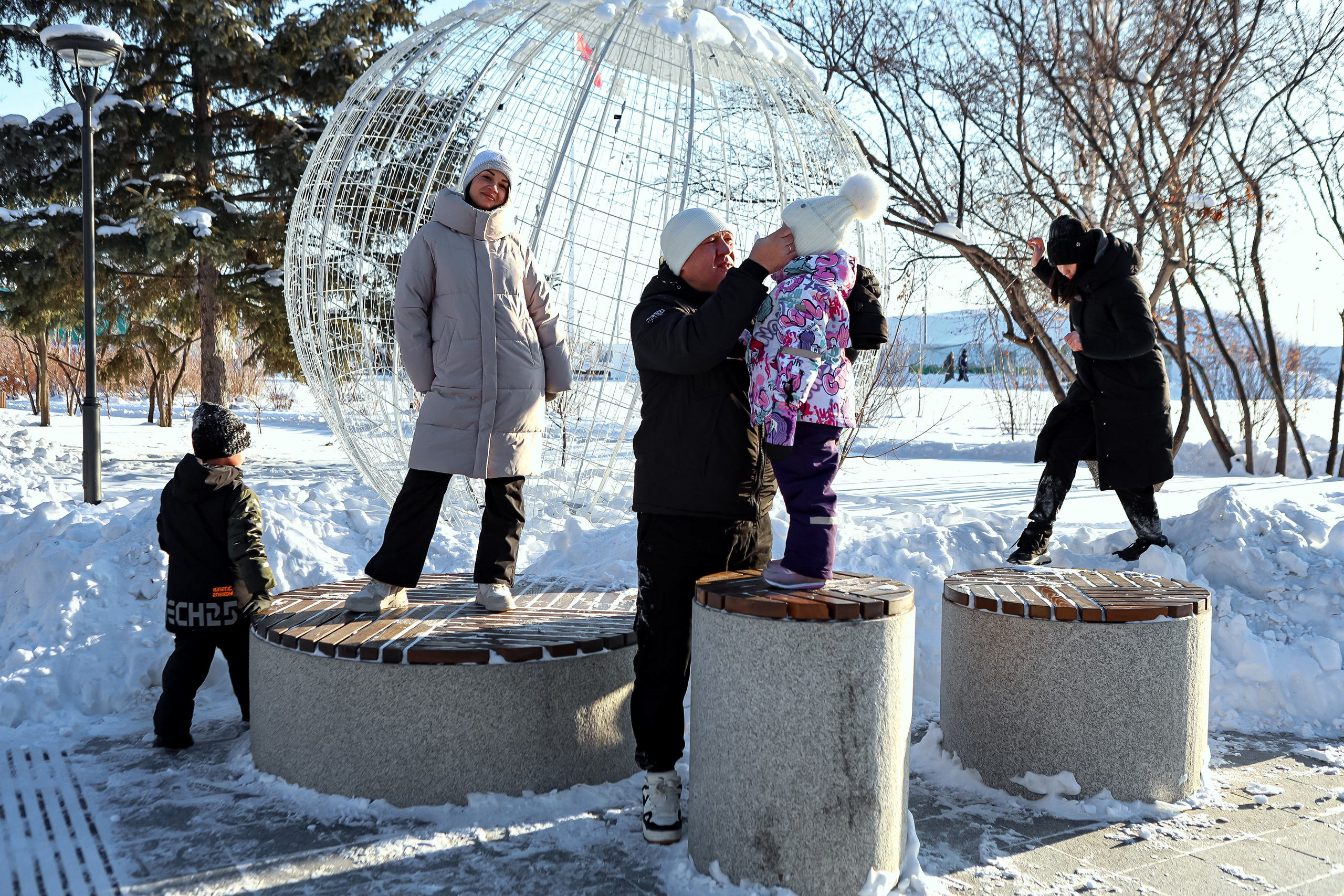 Ноябрь–декабрь 2024 (прогулка в снегу). Фотограф Евгения Лондкевич