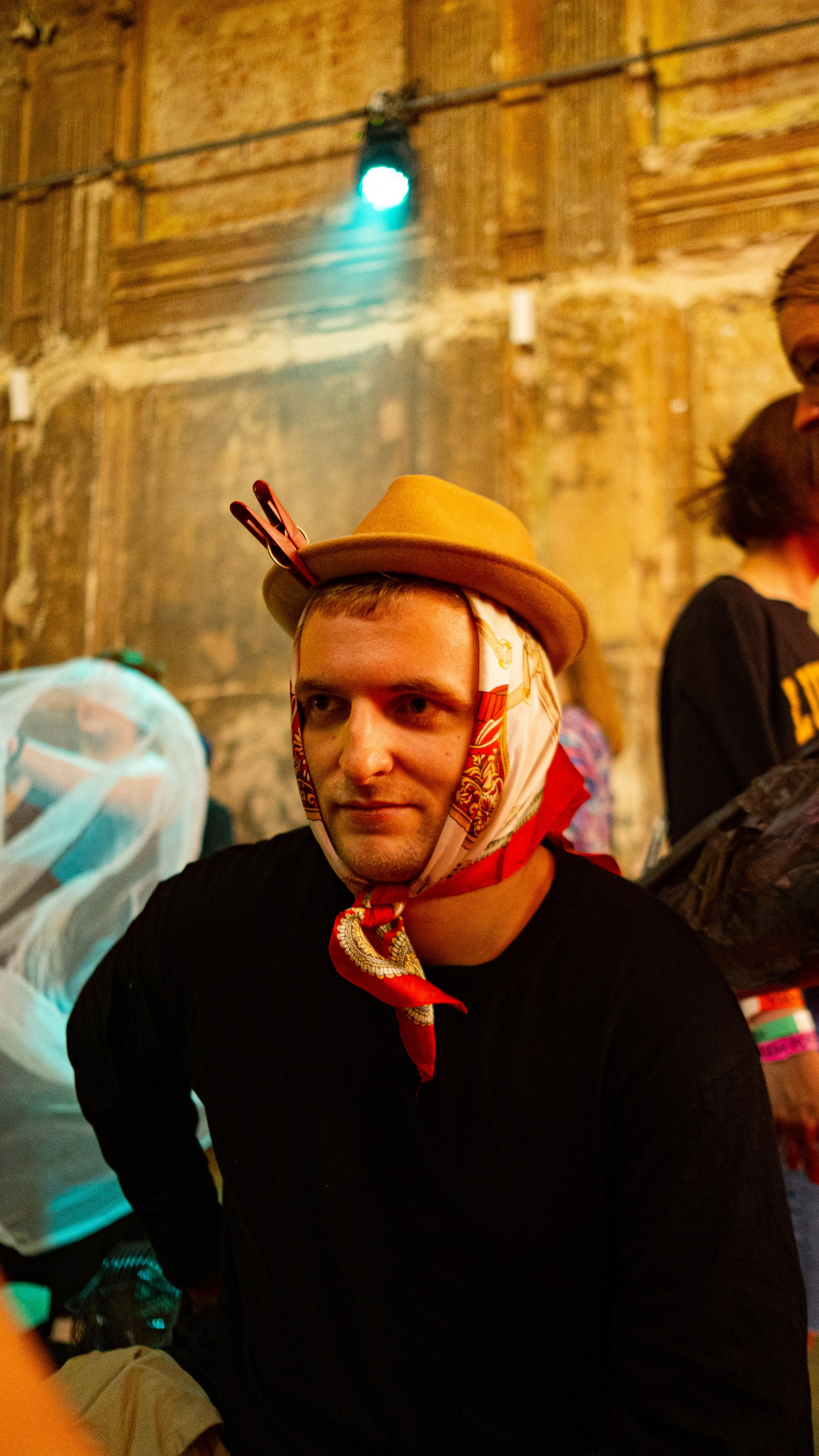 Экспериментальный фестиваль POEZDA. LIYALEE PHOTO