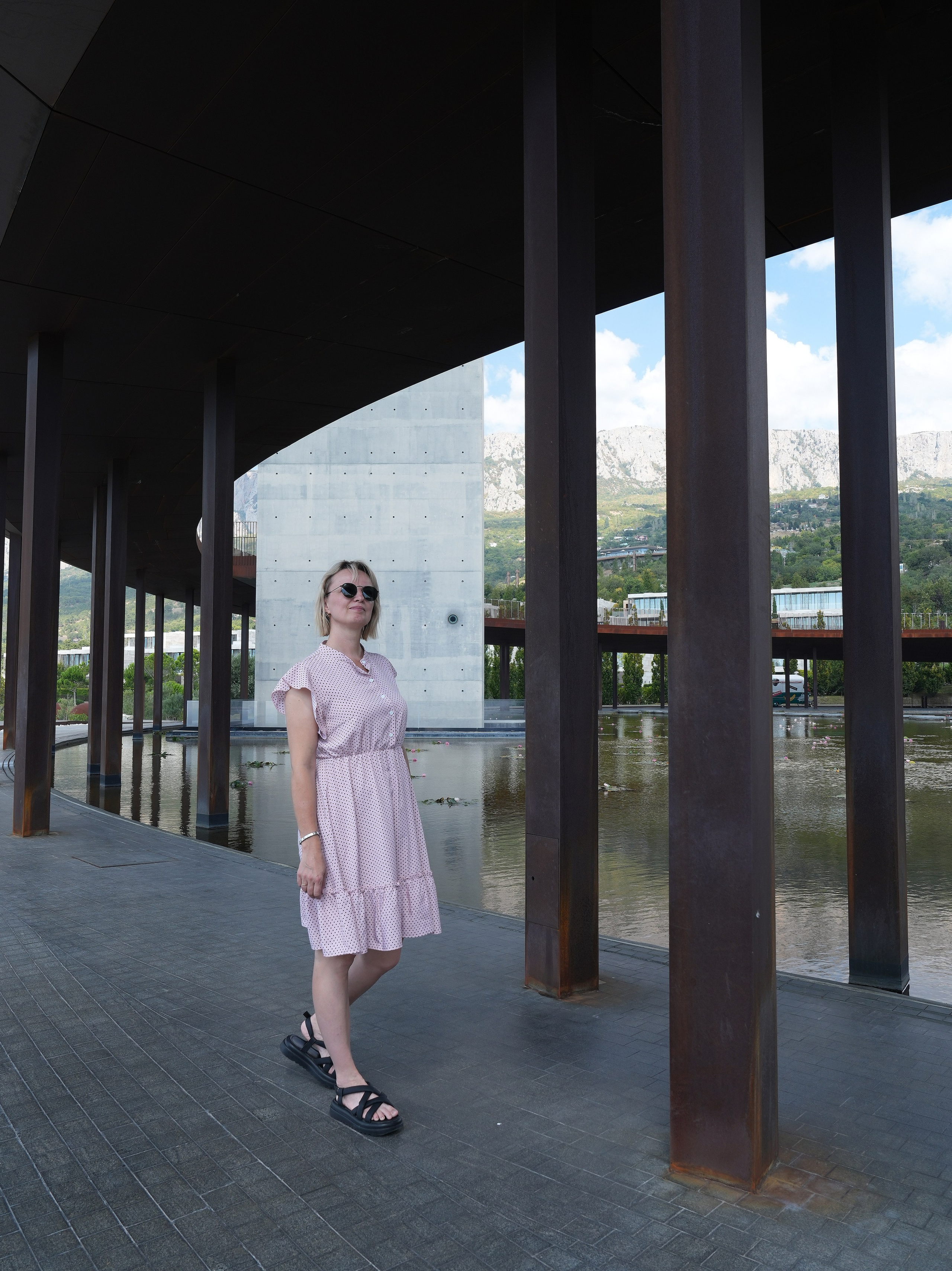 Семейная прогулка 4 человека. Свадебный фотограф Виктория Роса