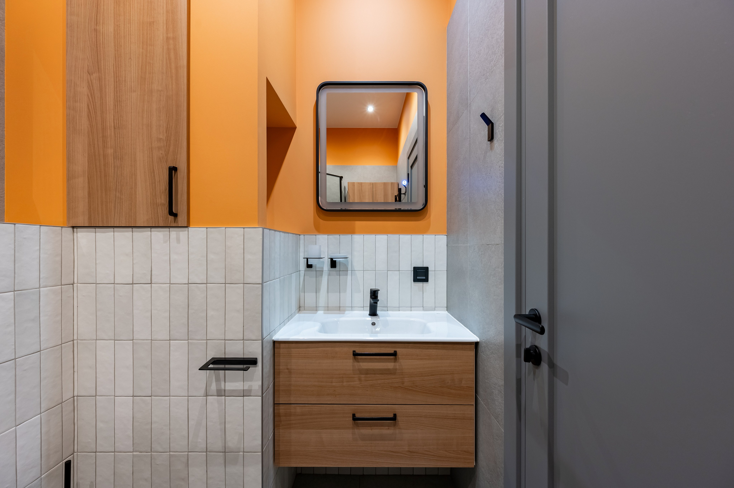 Квартира на А. Матросова 3. Интерьерный фотограф. Фото- видеосъемка недвижимости Санкт-Петербург