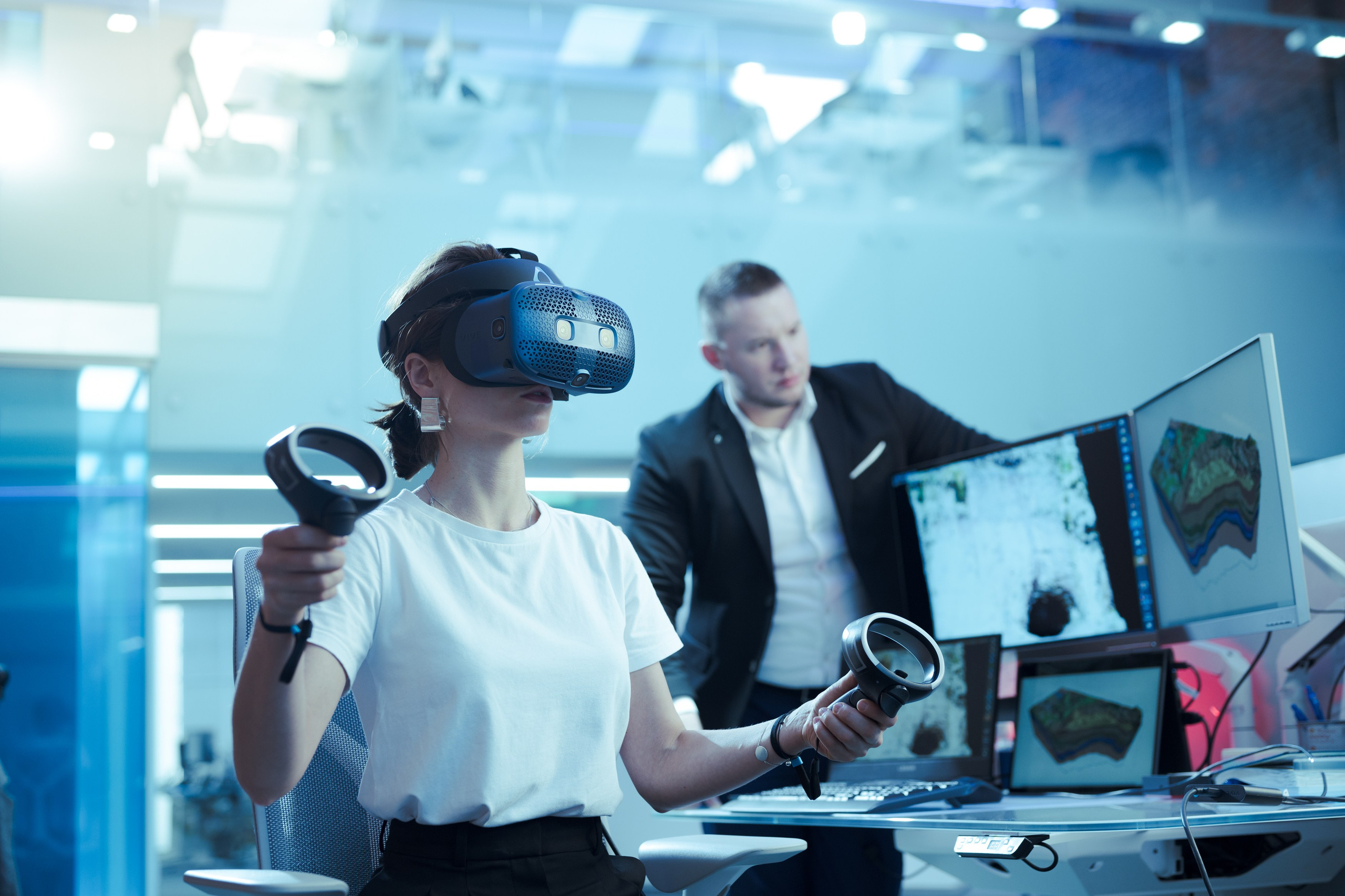 Освоение  VR,  Изображения рабочей атмосферы цифрового пространства "Цифергауз"  в Новой Голландии Санкт Петербург. 