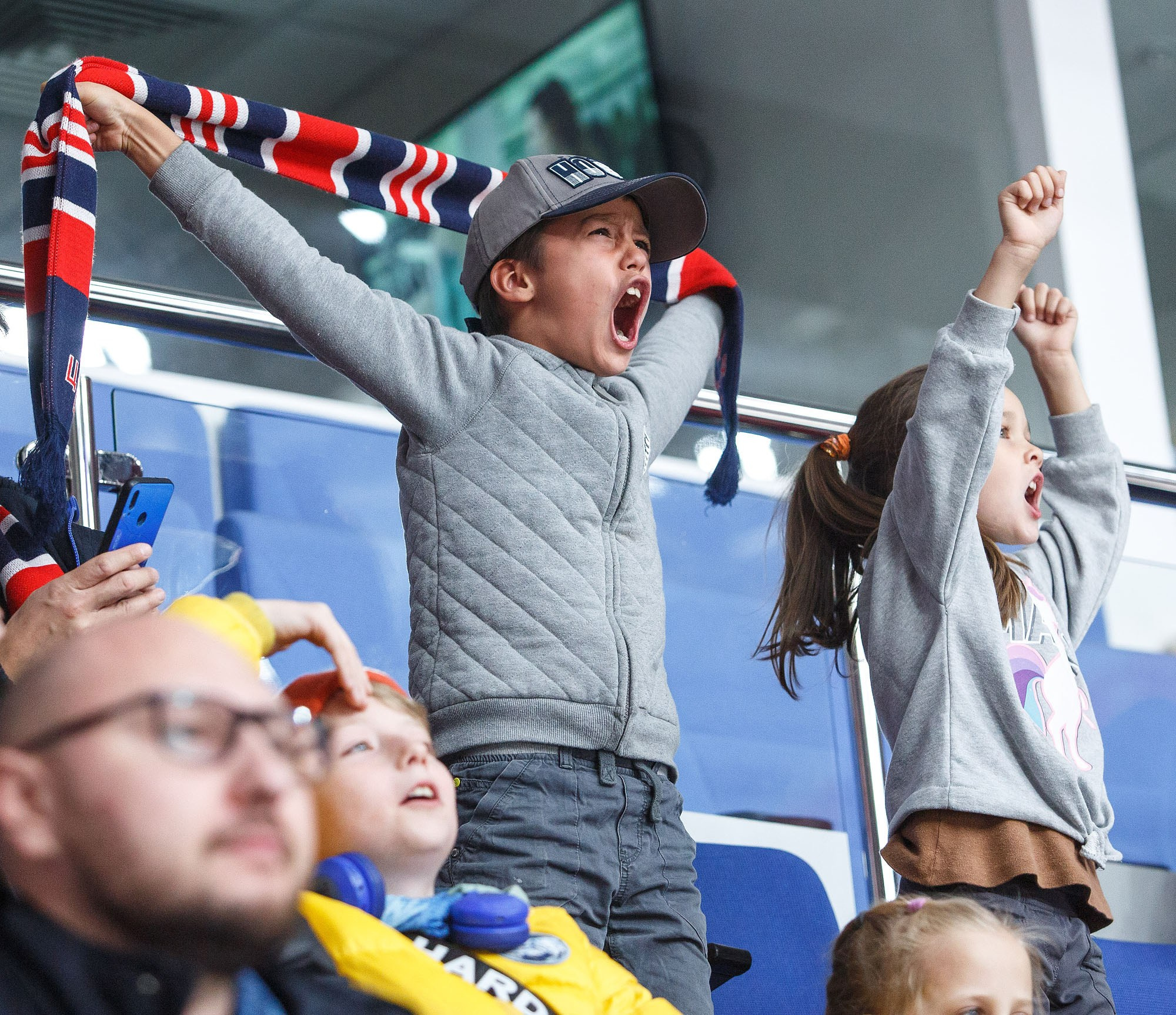 Болельщики на матчах. Репортажный фотограф в Москве