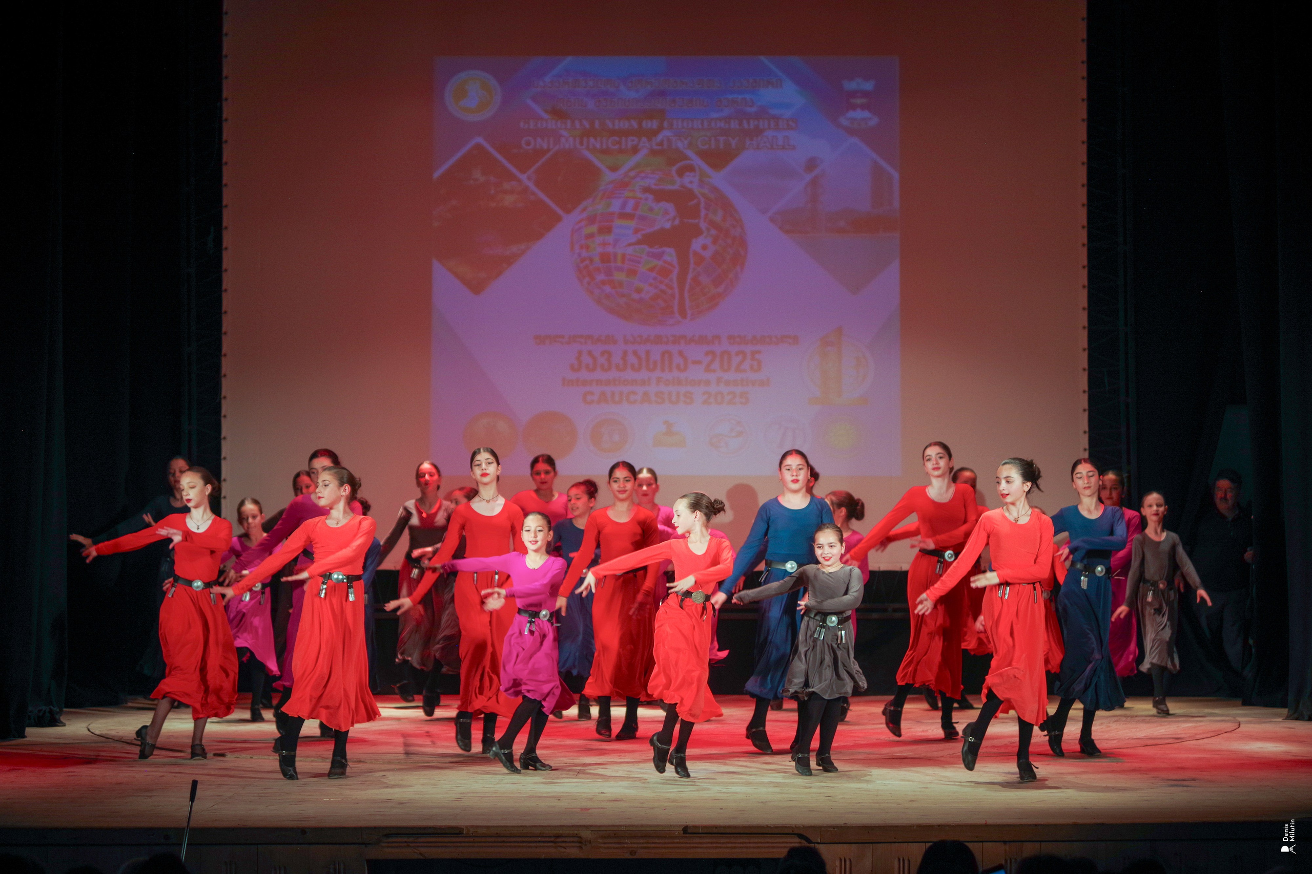 Танцы в прекрасном Они. Портретный фотограф Денис Милютин