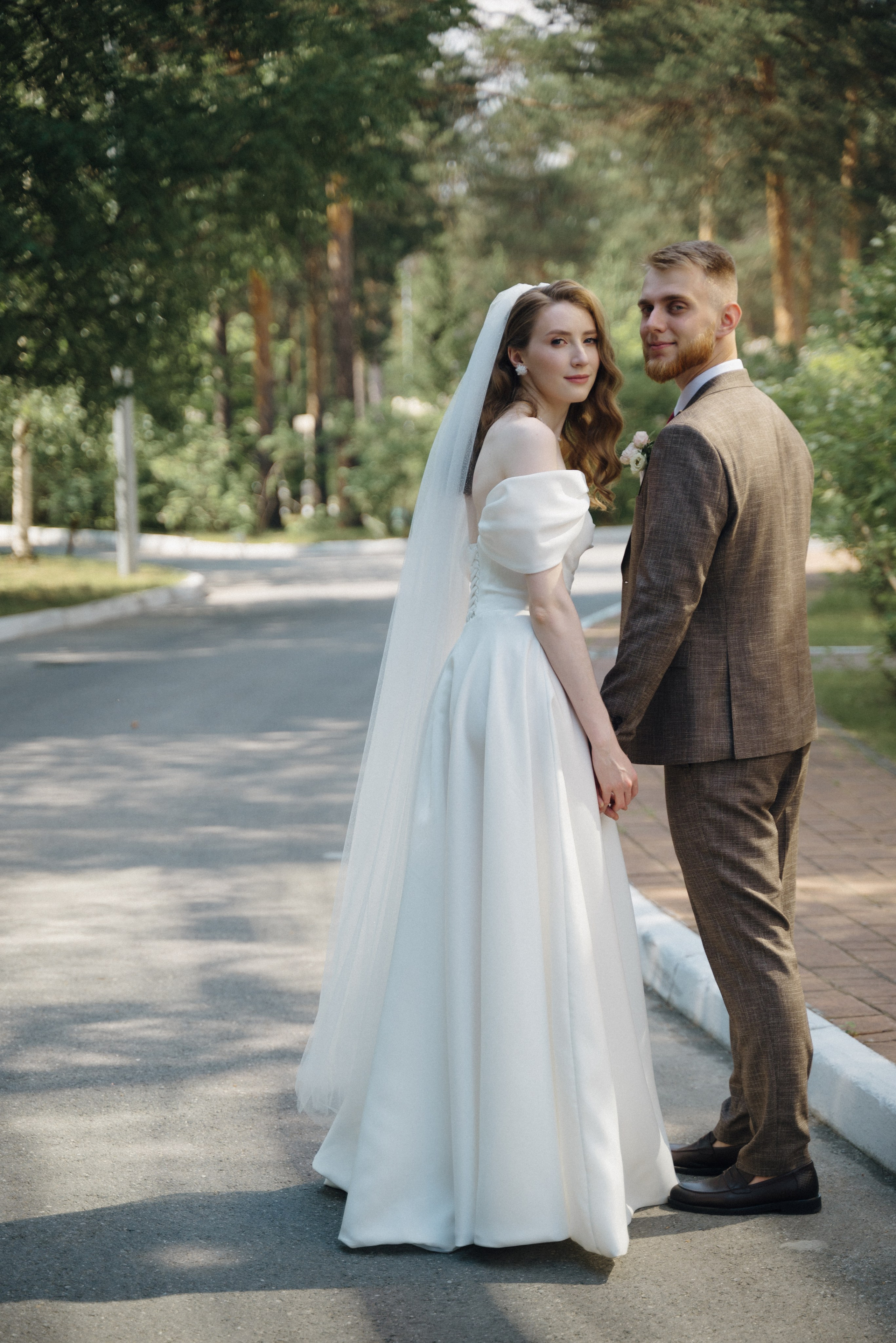 Елена и Артём. Репортажный и свадебный фотограф в Сургуте