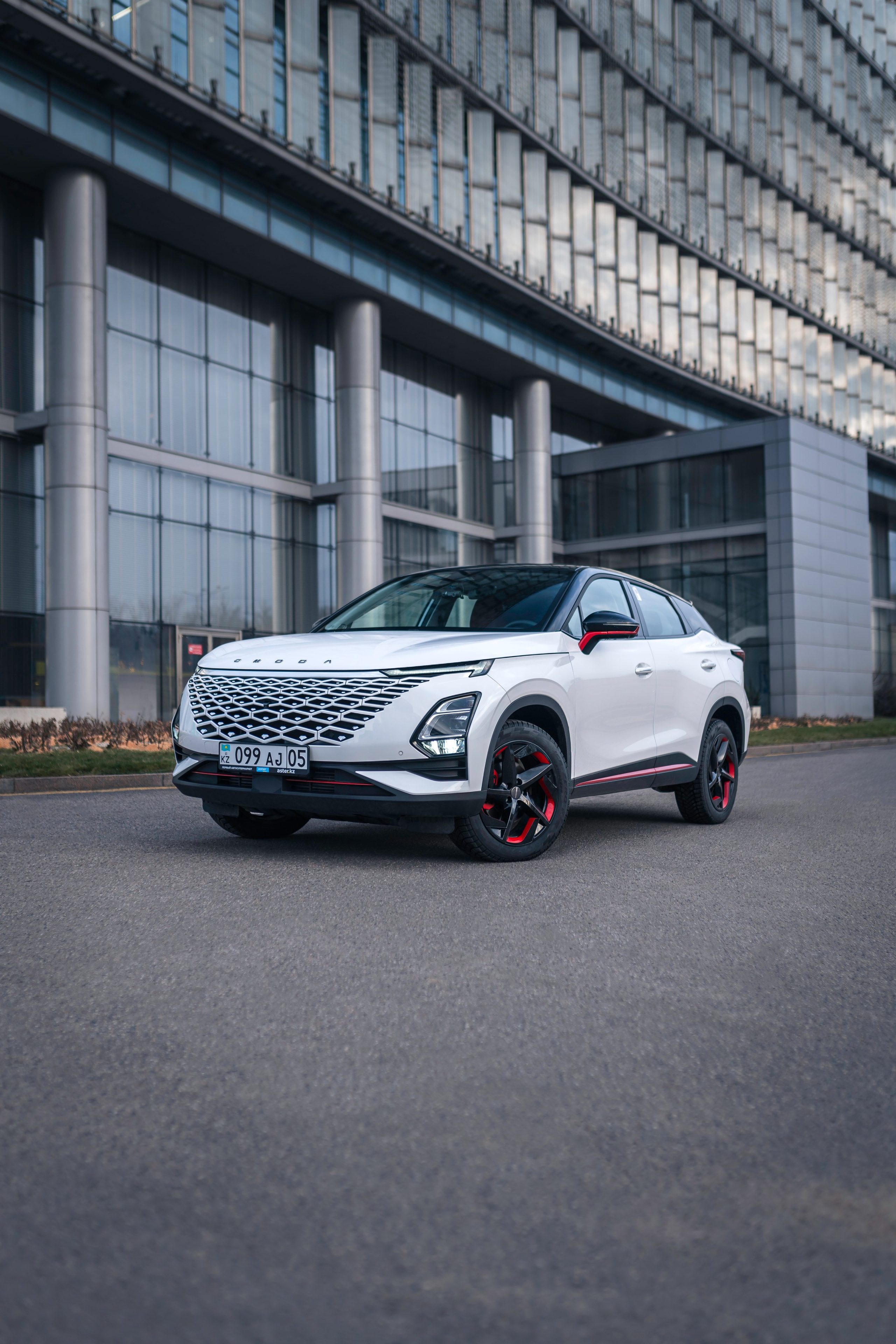 Omoda C5. Чен Станислав | Автомобильный фотограф | Алматы, Казахстан