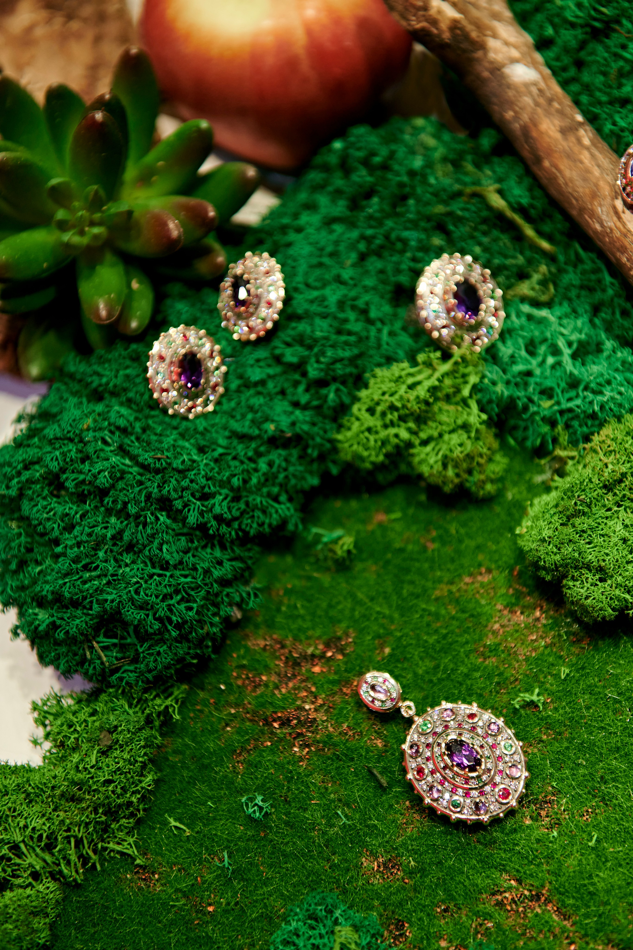 Ювелирный дом Ринго «Драгоценная история Урала». Фотограф Постольник Дарья