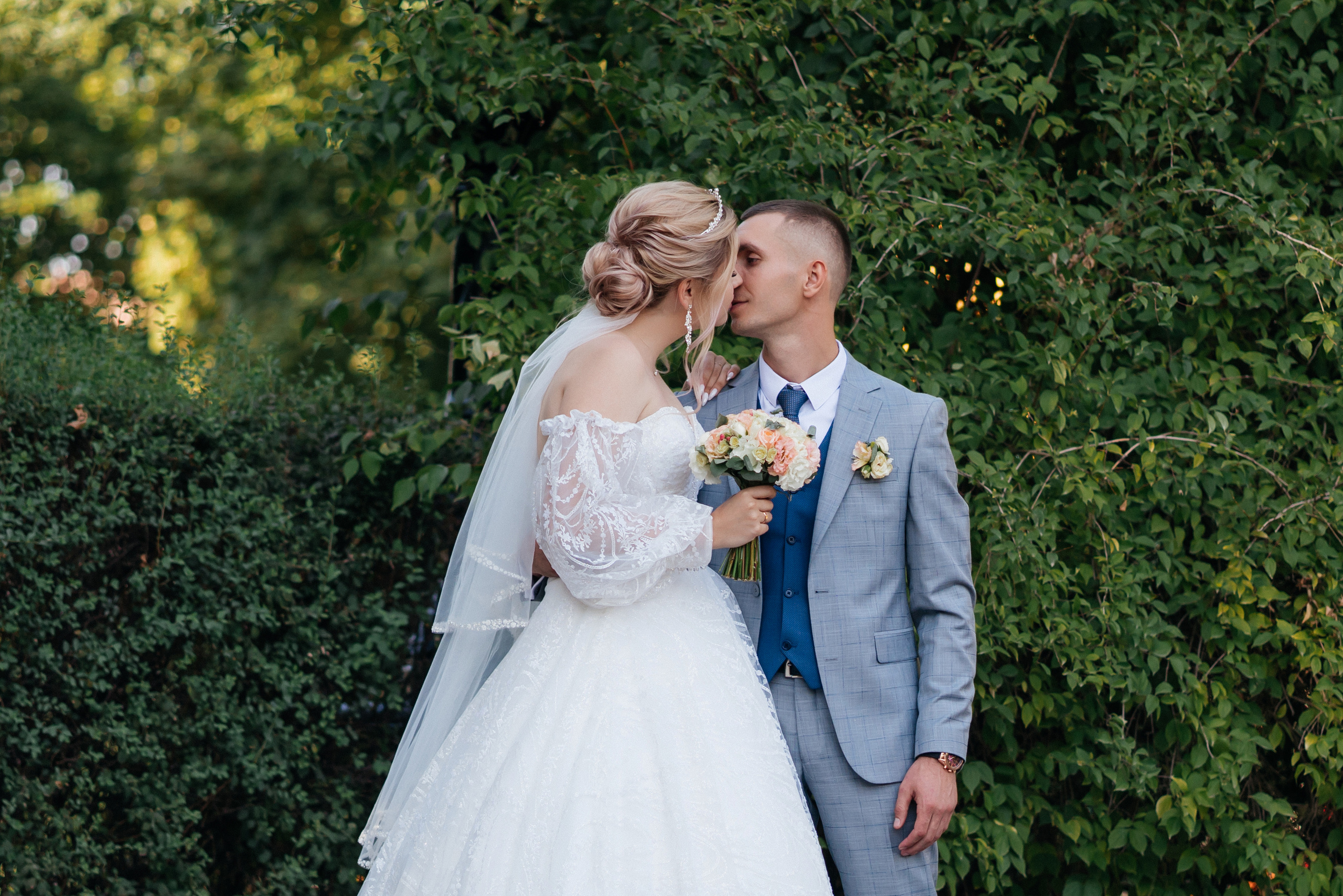 Владимир и Алевтина. Видеосьемка, фотосьемка свадеб, юбилеев, утренников в Краснодарском кр