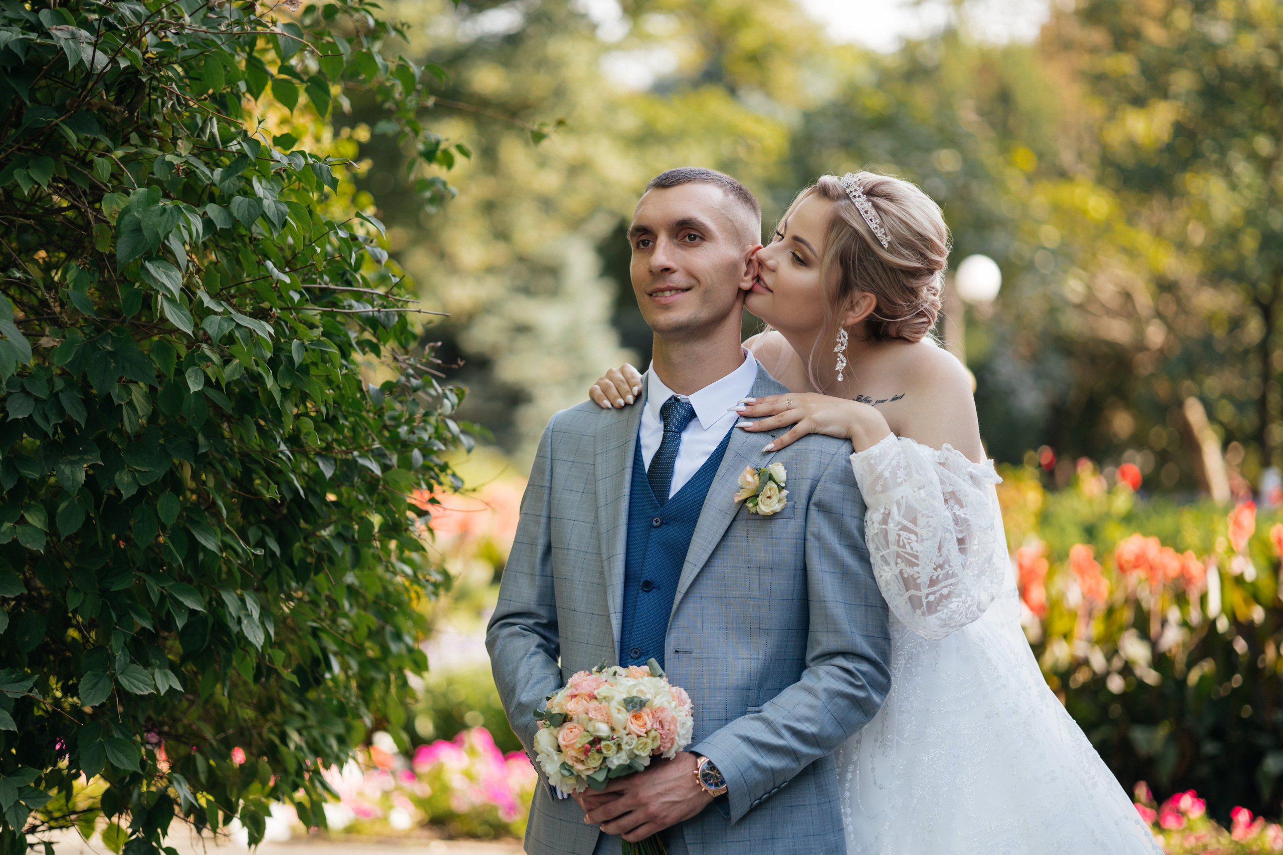 Владимир и Алевтина. Видеосьемка, фотосьемка свадеб, юбилеев, утренников в Краснодарском кр