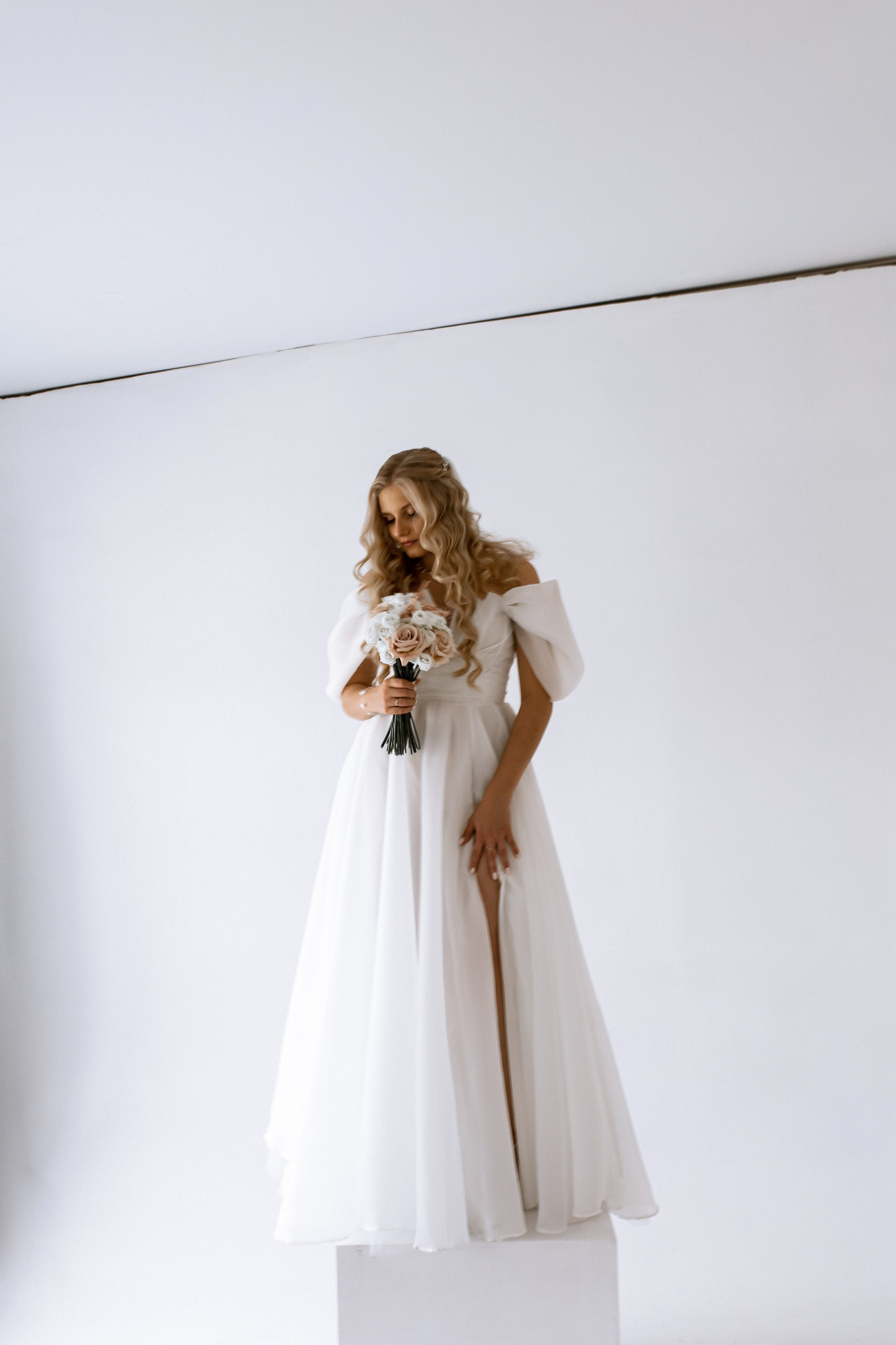 Он, она и весь день любви. Злата и Никита. Свадебный и семейный фотограф в Екатеринбурге Катя Буряк