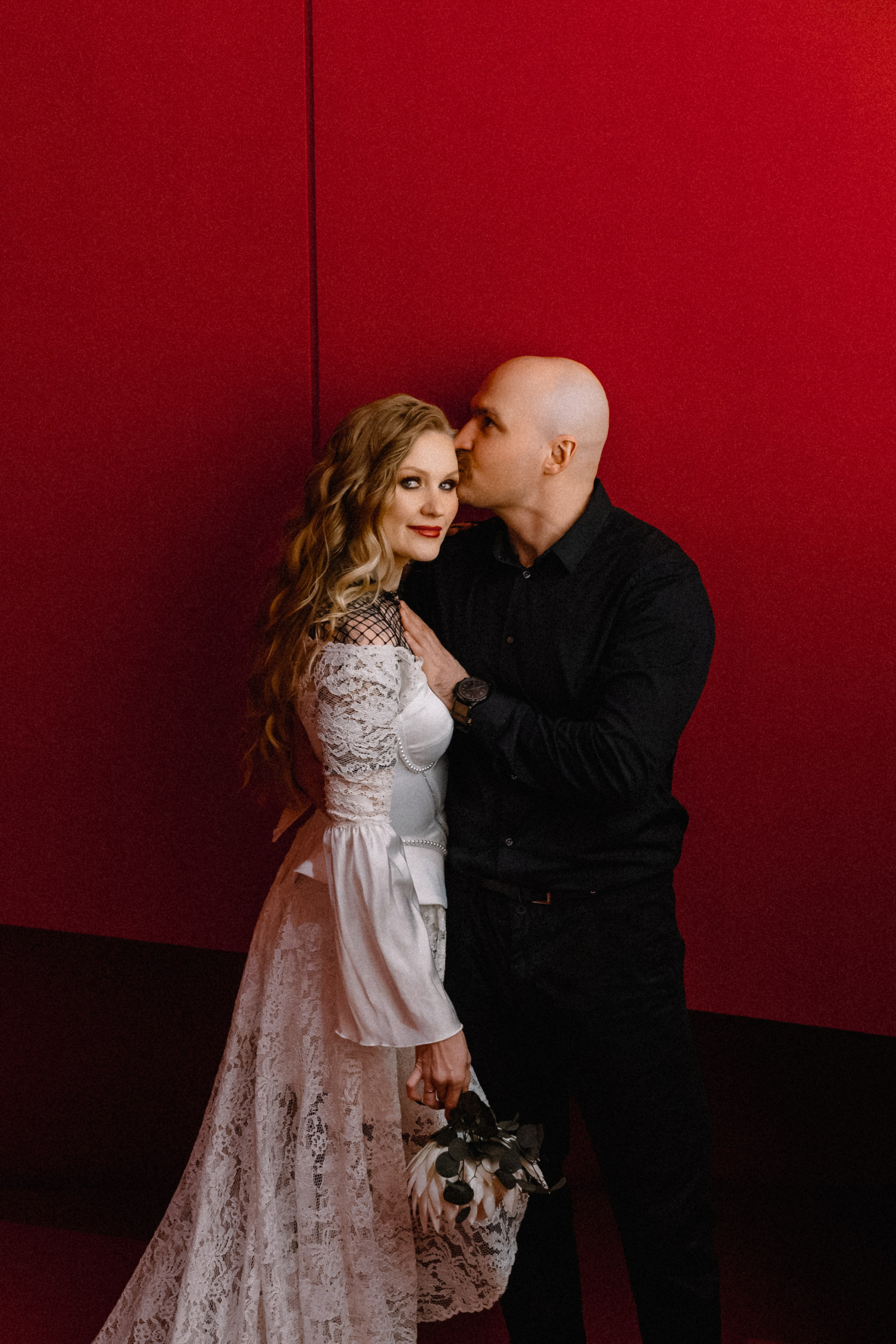 Алая готика. Николь — ваш любимый фотограф в Санкт-Петербурге