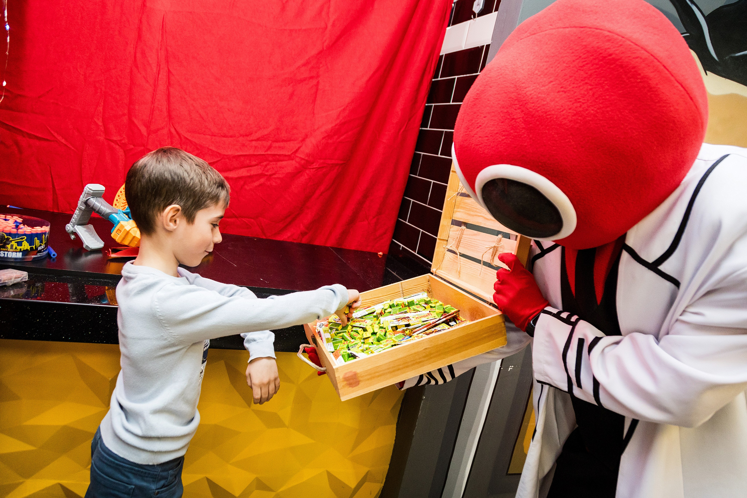 Арлекину 18 лет. Детский фотограф видеограф в Хабаровске Михаил Орлов