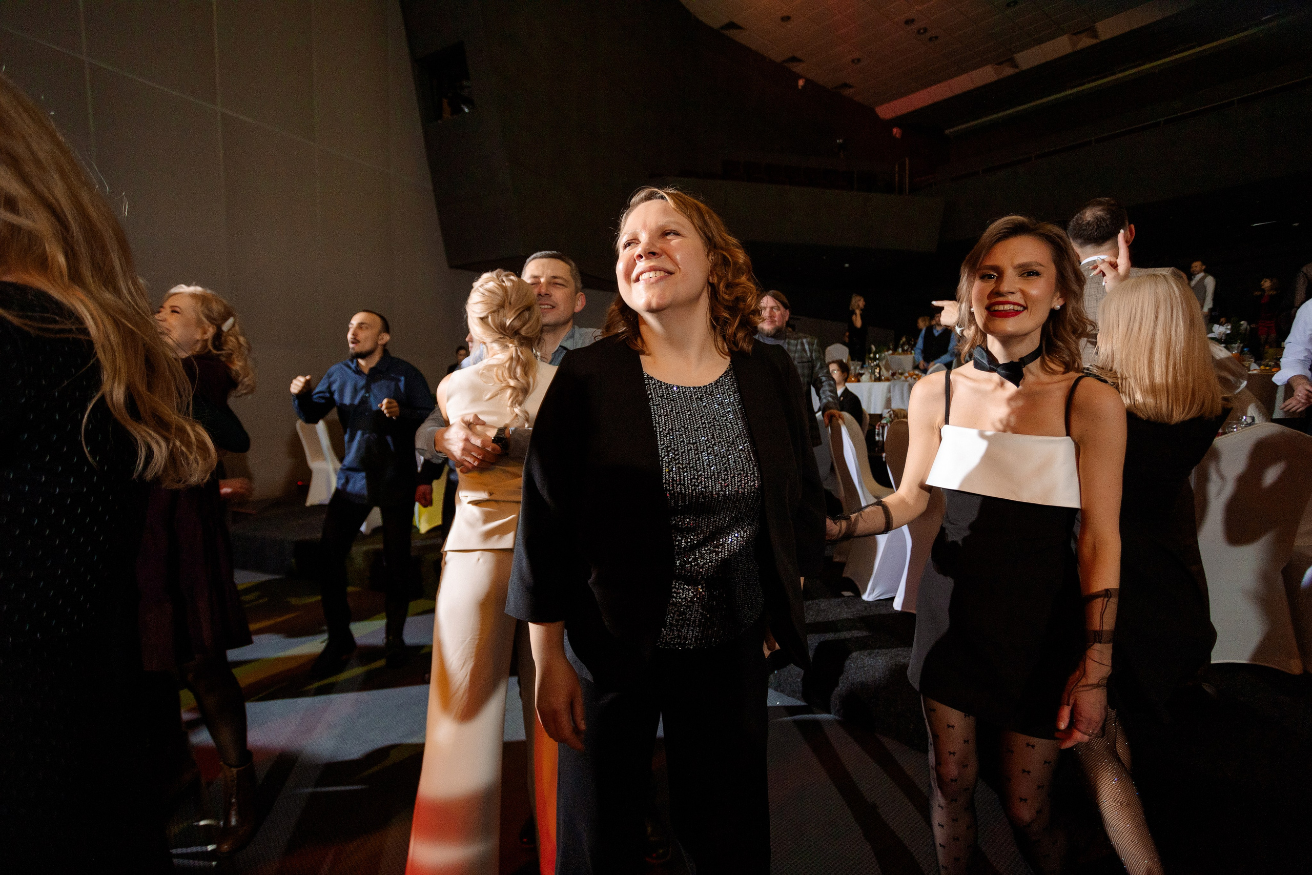 РЕПОРТАЖ: НОВЫЙ ГОД В ДК МЕТАЛЛУРГ. Профессиональный фотограф в Ижевске Леша Петров