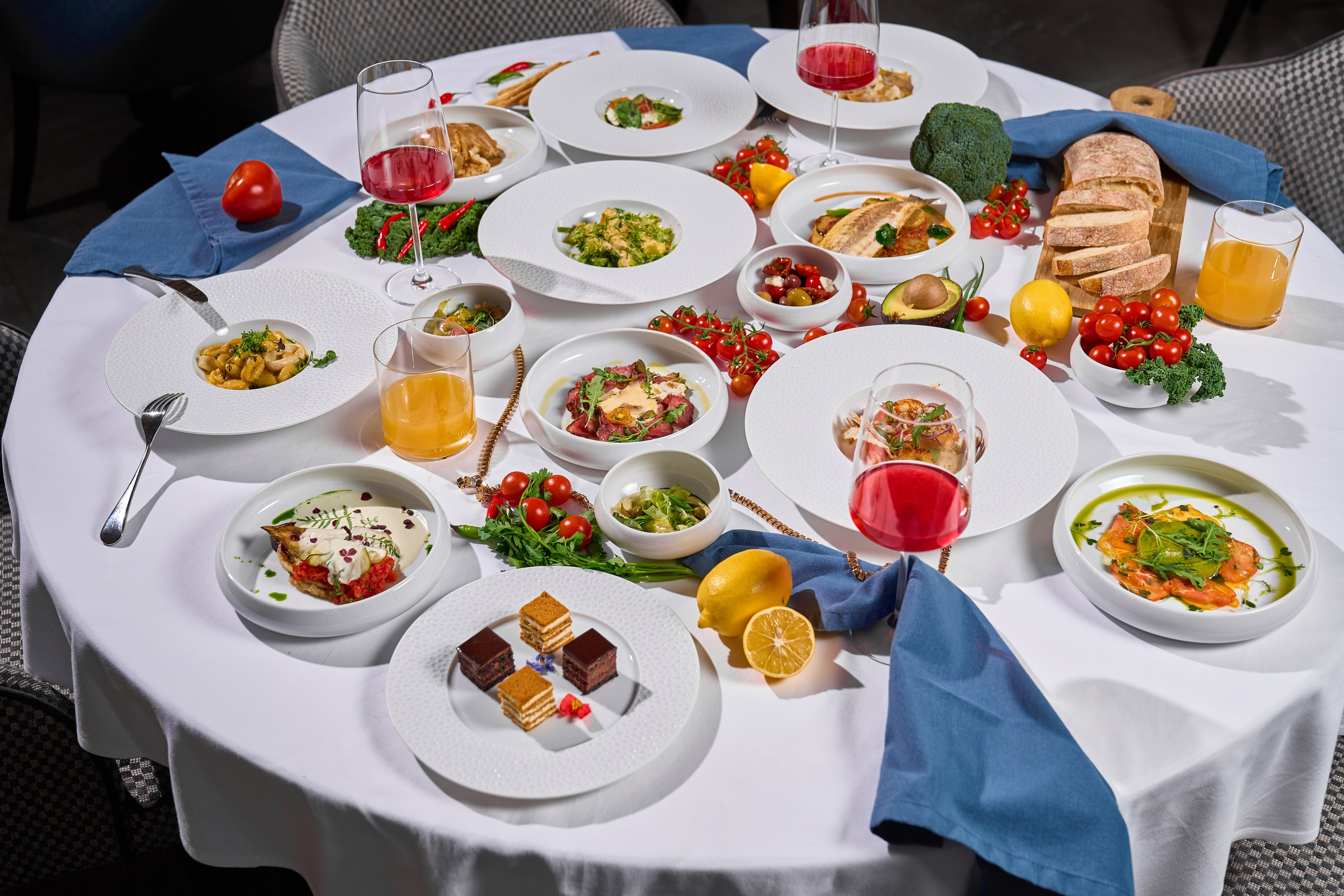 COSMOS ITALY — СЪЕМКА МЕНЮ