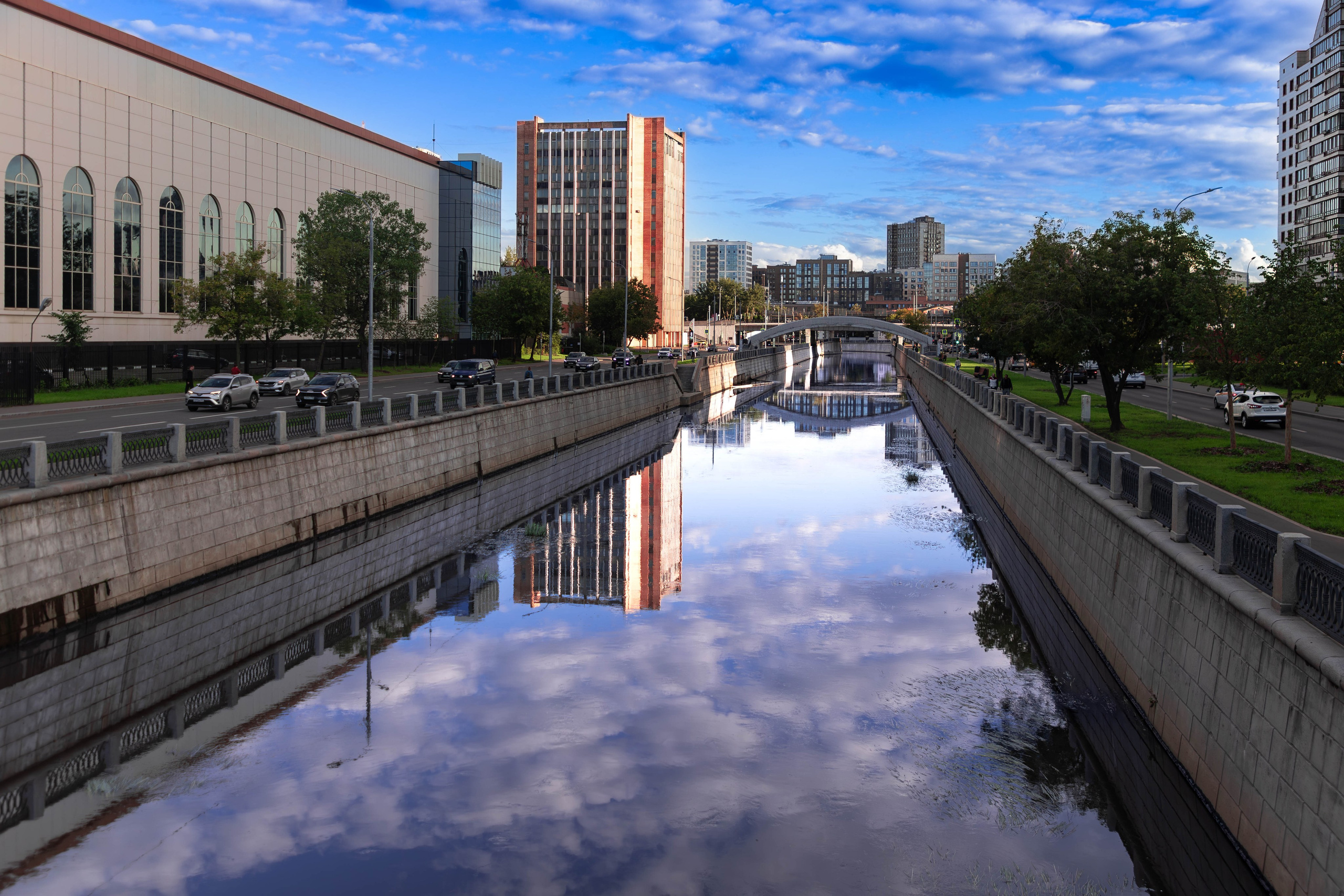 СТРИТ. АЛЕКСЕЙ КОЛМАКОВ. Фотограф. Москва и Московская область