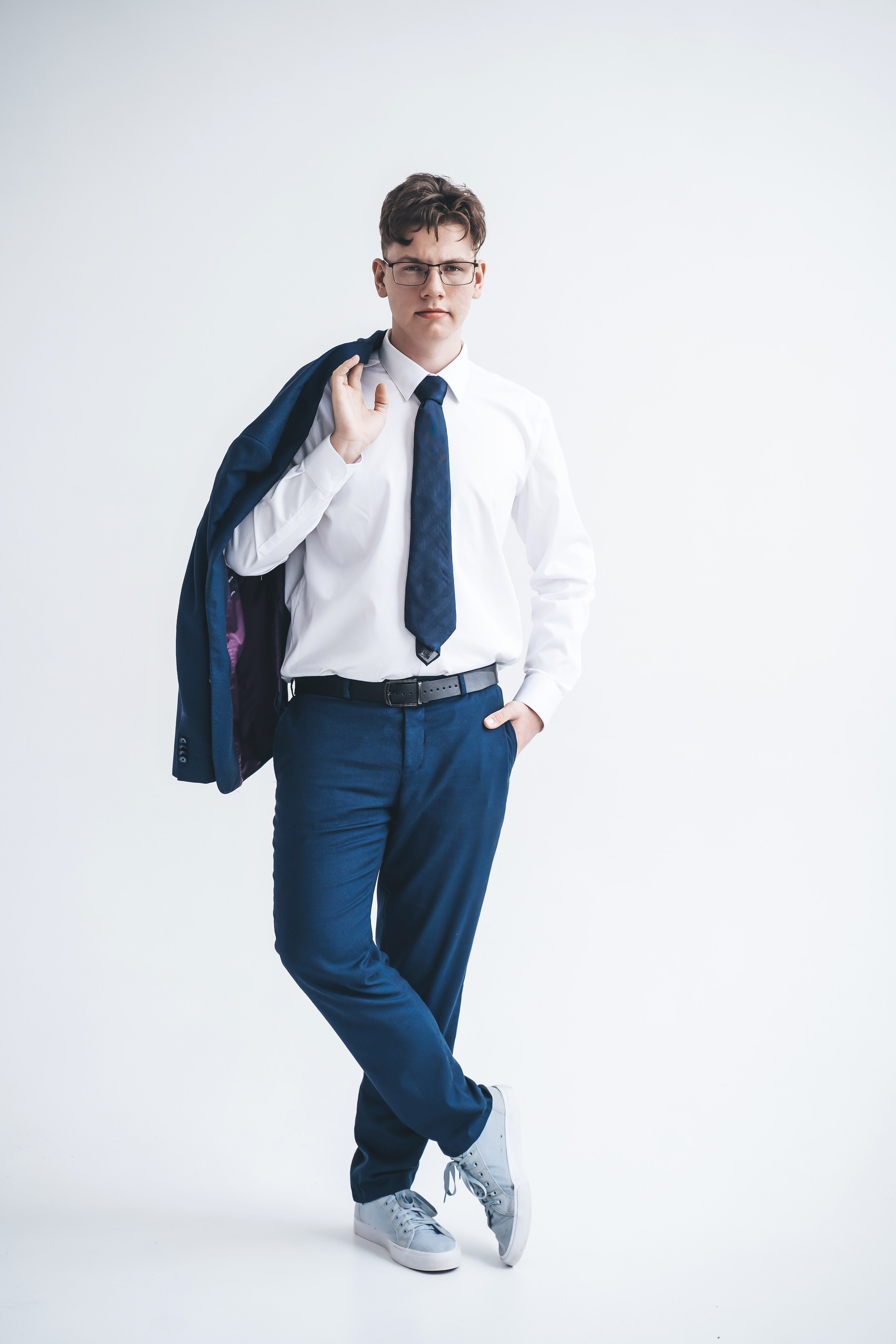 Семейная фотосессия в студии. Минимализм. Фотограф в Самаре Екатерина Кроз