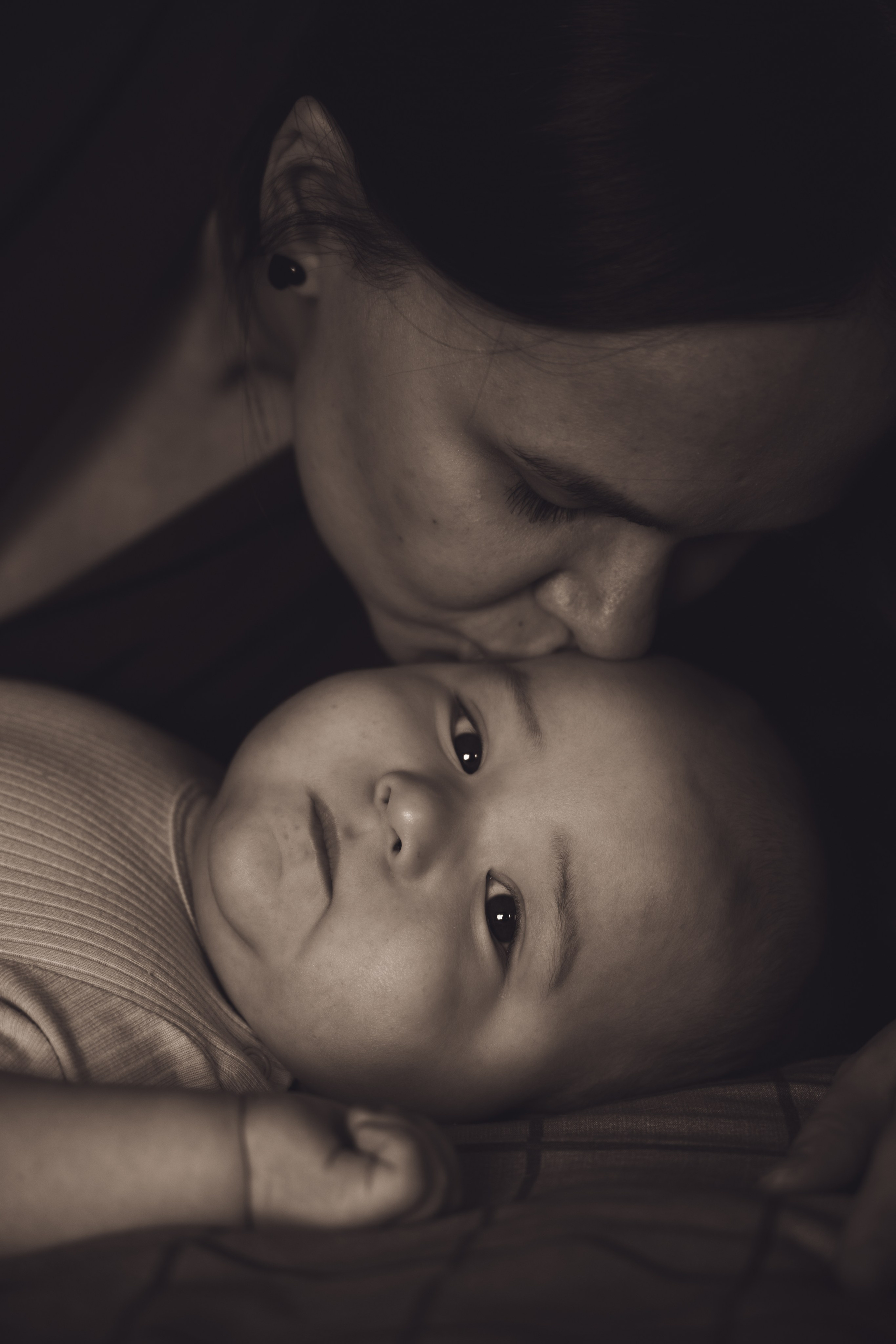 Домашняя семейная фотосессия. Свадебный и семейный фотограф в Красноярске Леонид Максимов