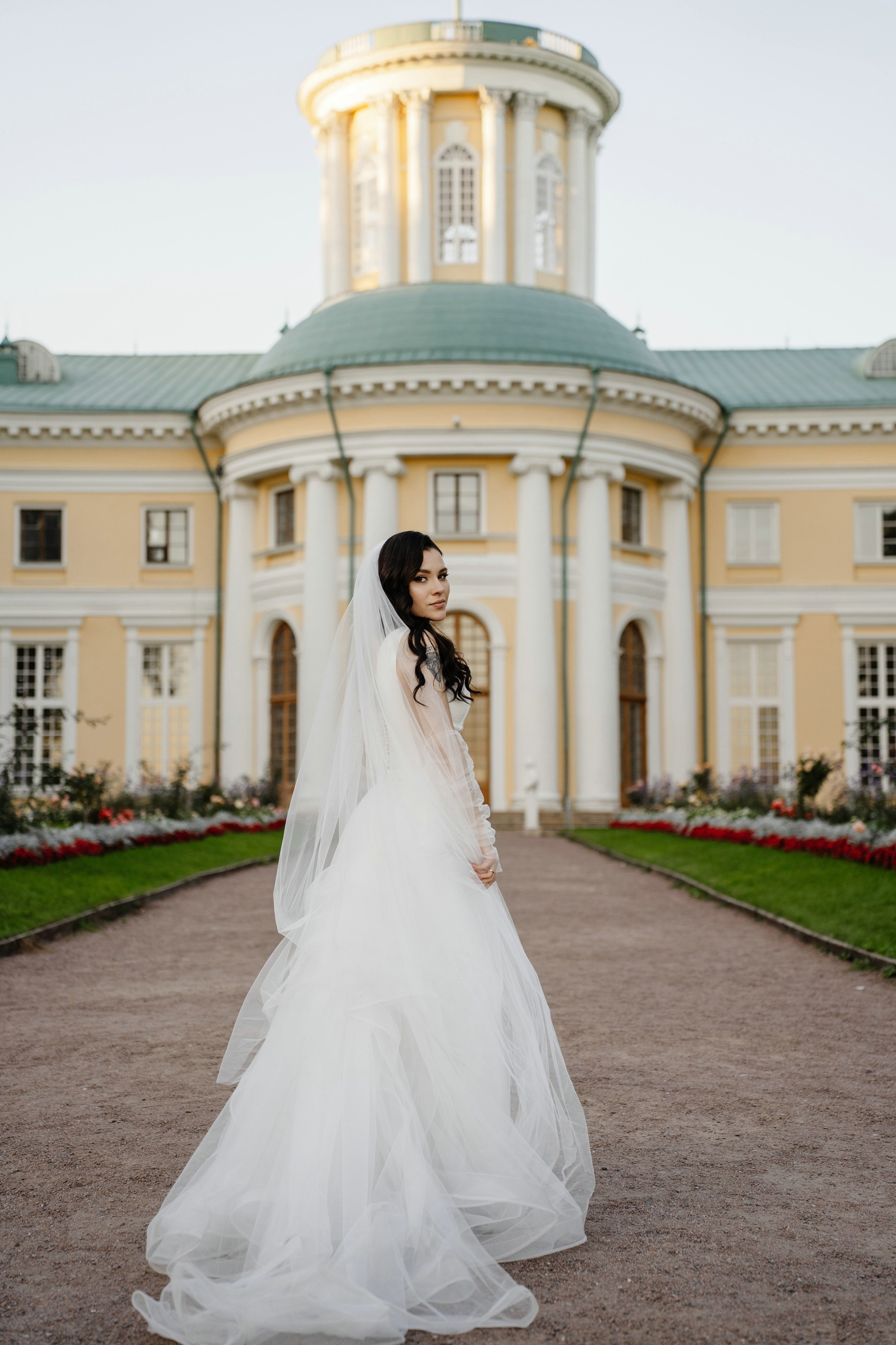 Свадьба в усадьбе Архангельское. Свадебный и семейный фотограф в Москве Светлана Зоткина