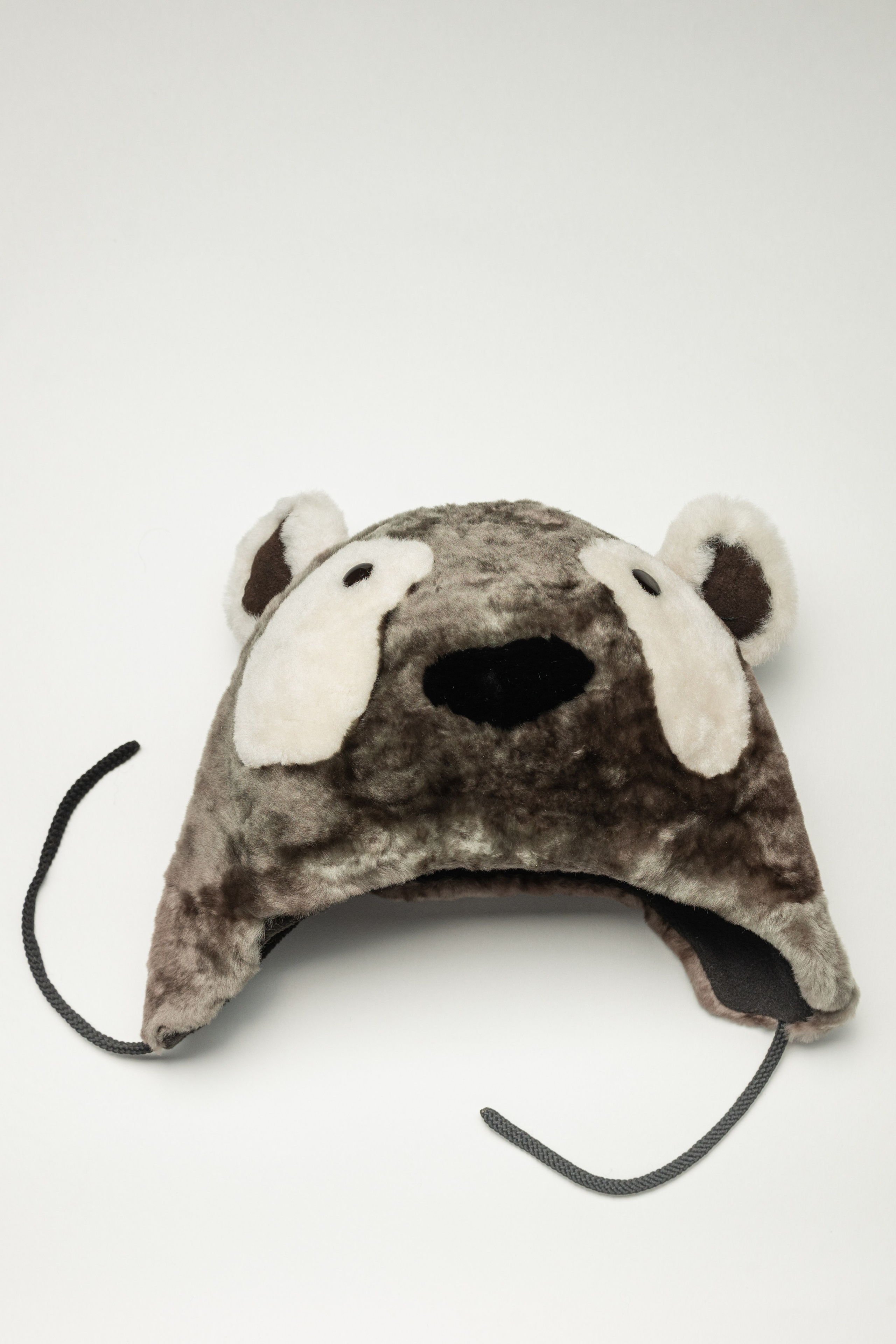 Каталог для маркетплейсов. Коммерческий фотограф в Москве Билуши Василиса