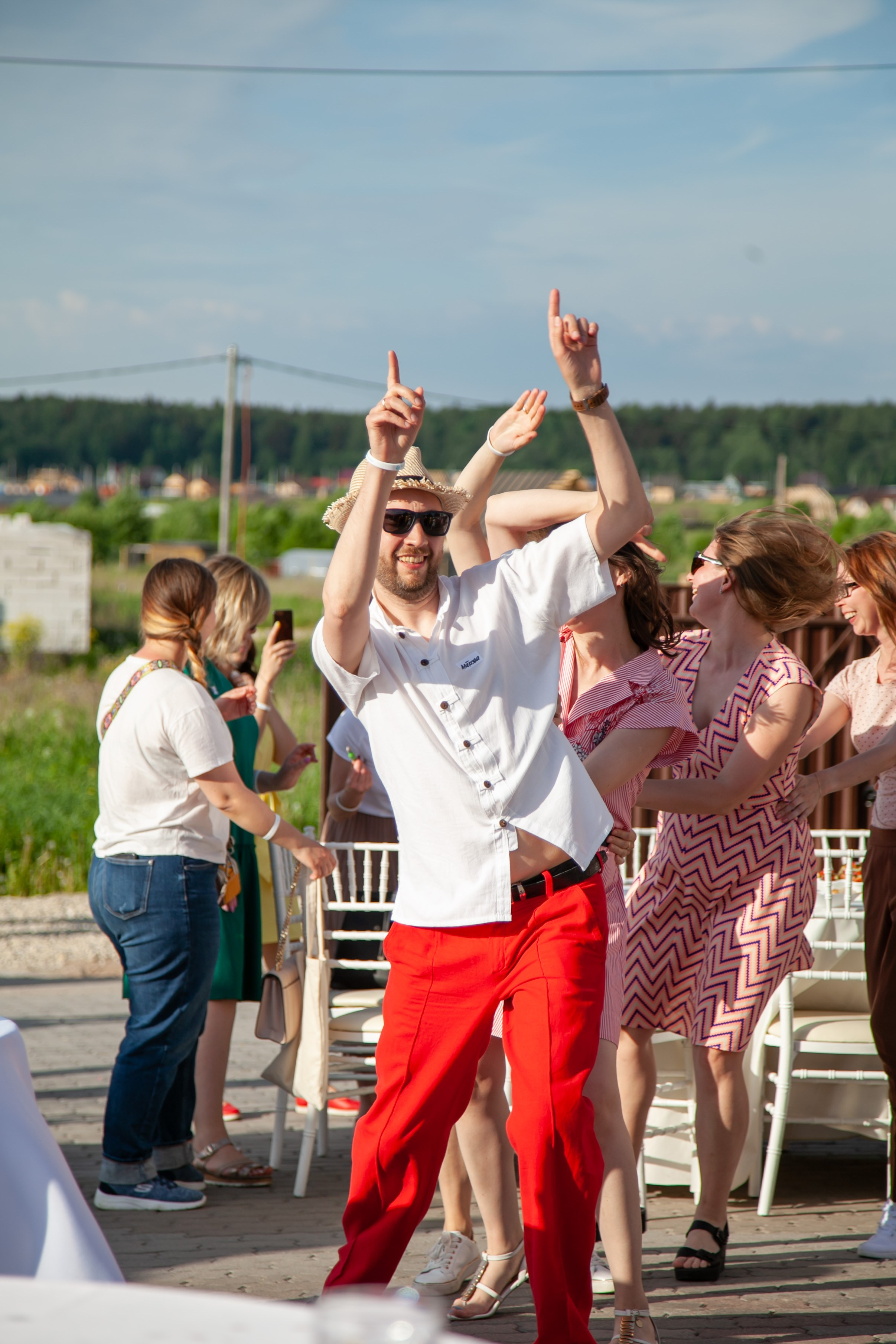 Встреча клуба Блиновской «Семья». Двойняшки-фотографы Анна и Анастасия в Санкт-Петербурге