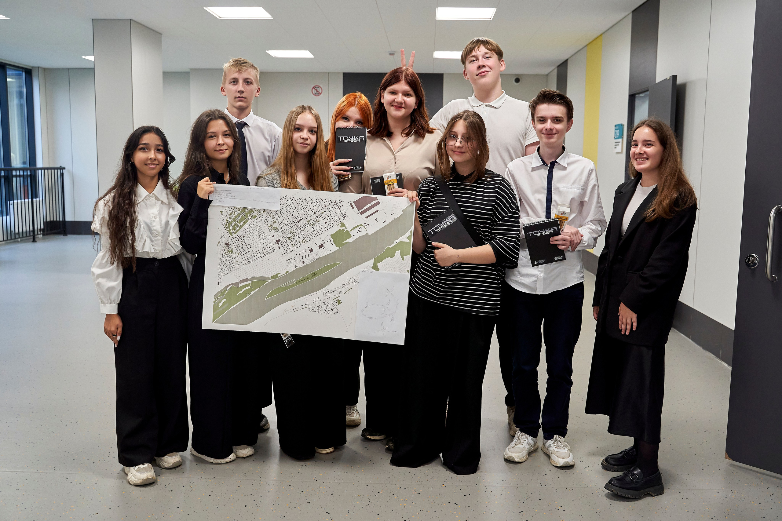 Городская экспедиция «Взрослый взгляд на Нижний» (Эн+ & Точка Урбан). Репортажный фотограф Вилянов Евгений. Нижний Новгород