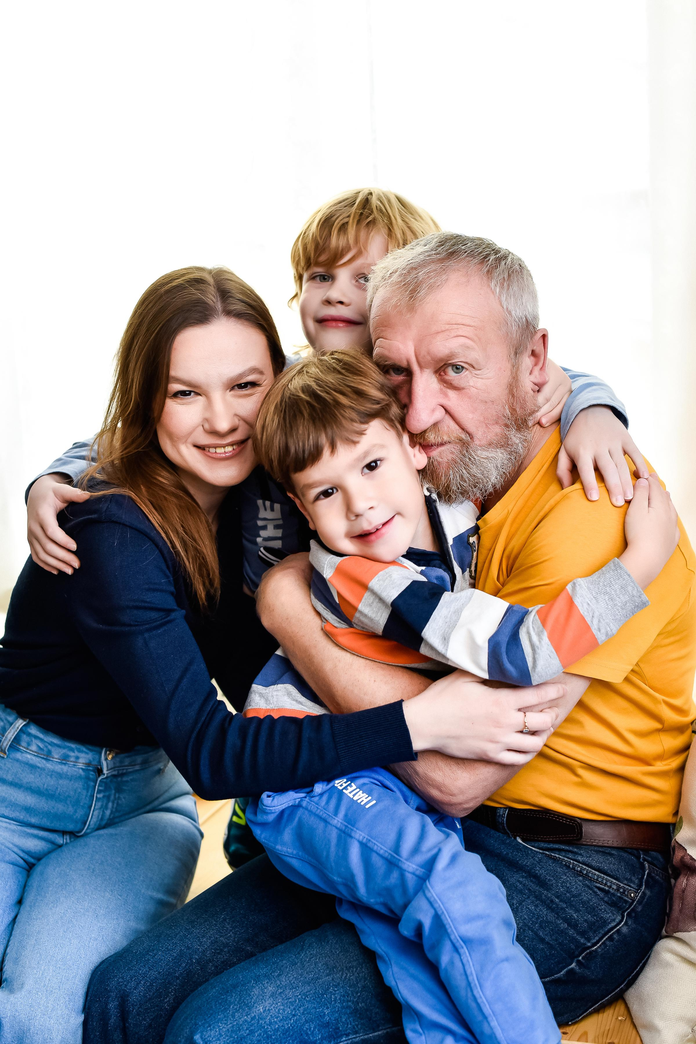 Семья Сергея и Олеси