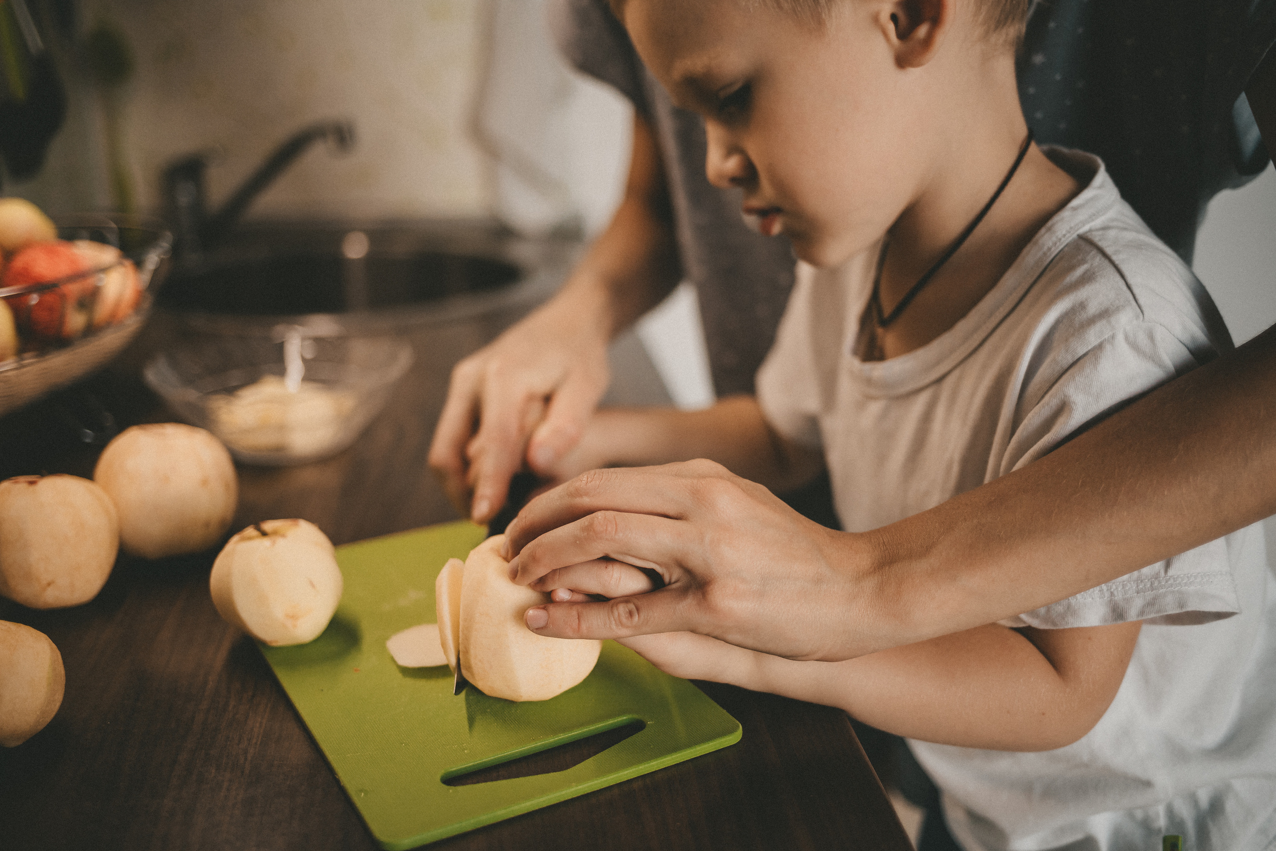 Печём пирог для папы. Фотограф Нижний Новгород