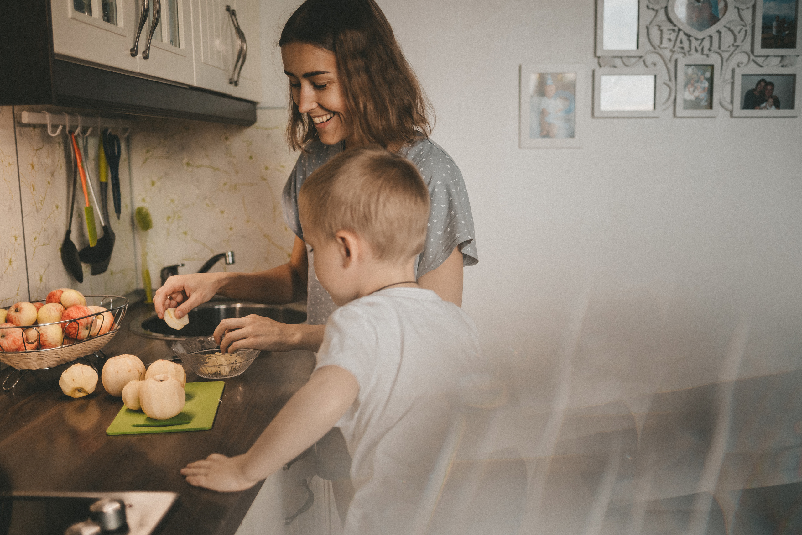 Печём пирог для папы. Фотограф Нижний Новгород