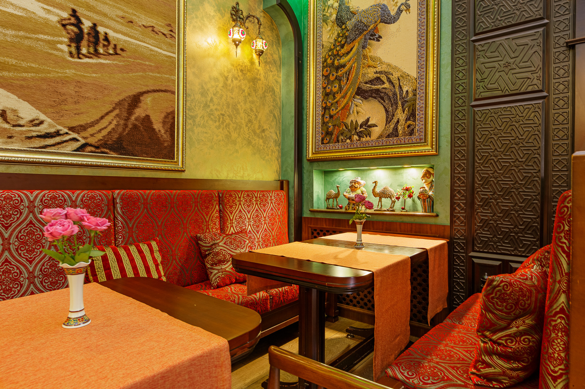 Renatphoto-Ночная фотосъёмка кафе, ресторана или отеля в Анапе. Профессиональная фотосъёмка интерьеров, предметная фотосессия еды для меню г. Анапа