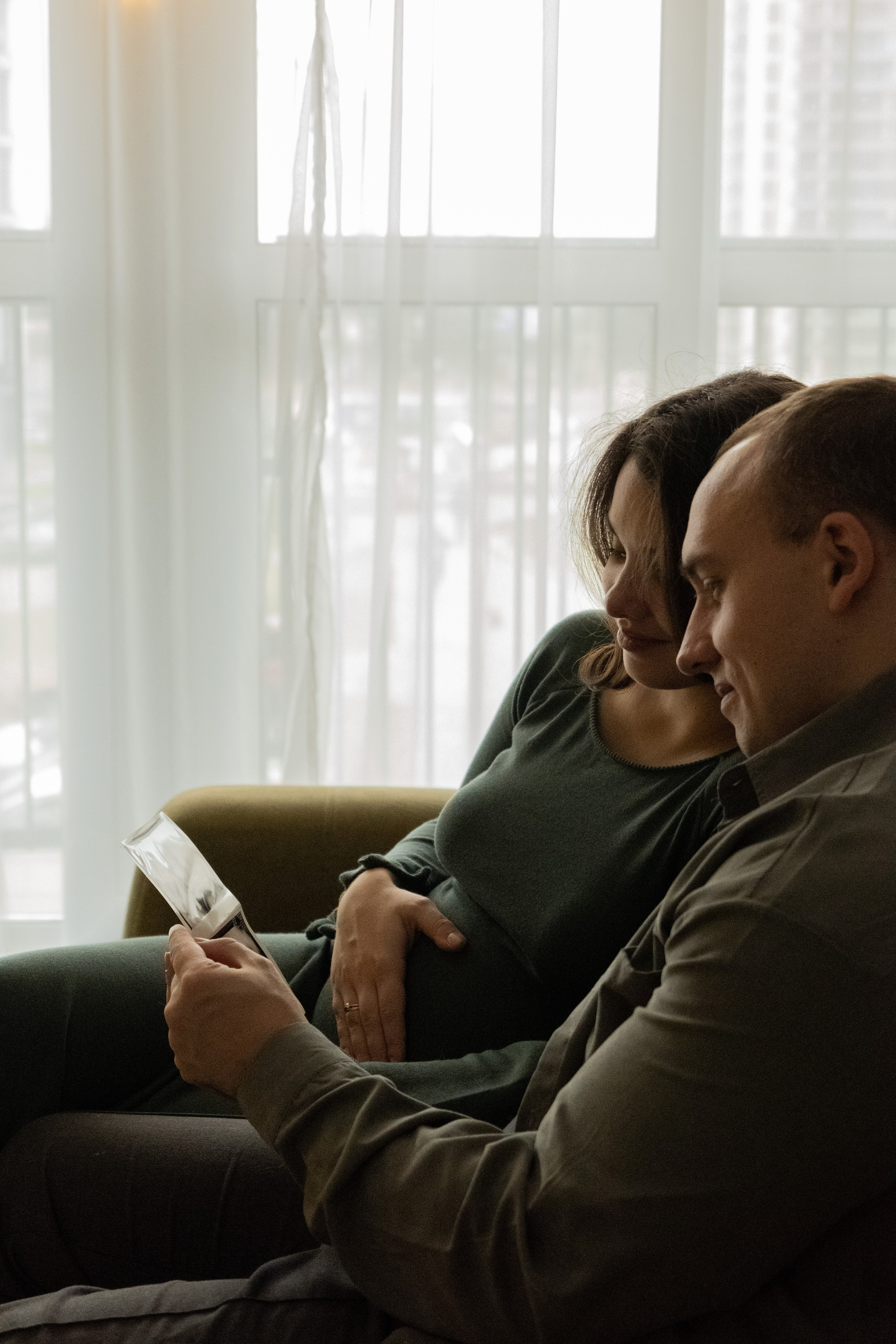 Домашняя новогодняя фотосесиия беременности. Фотограф видеограф Ольга Василевская