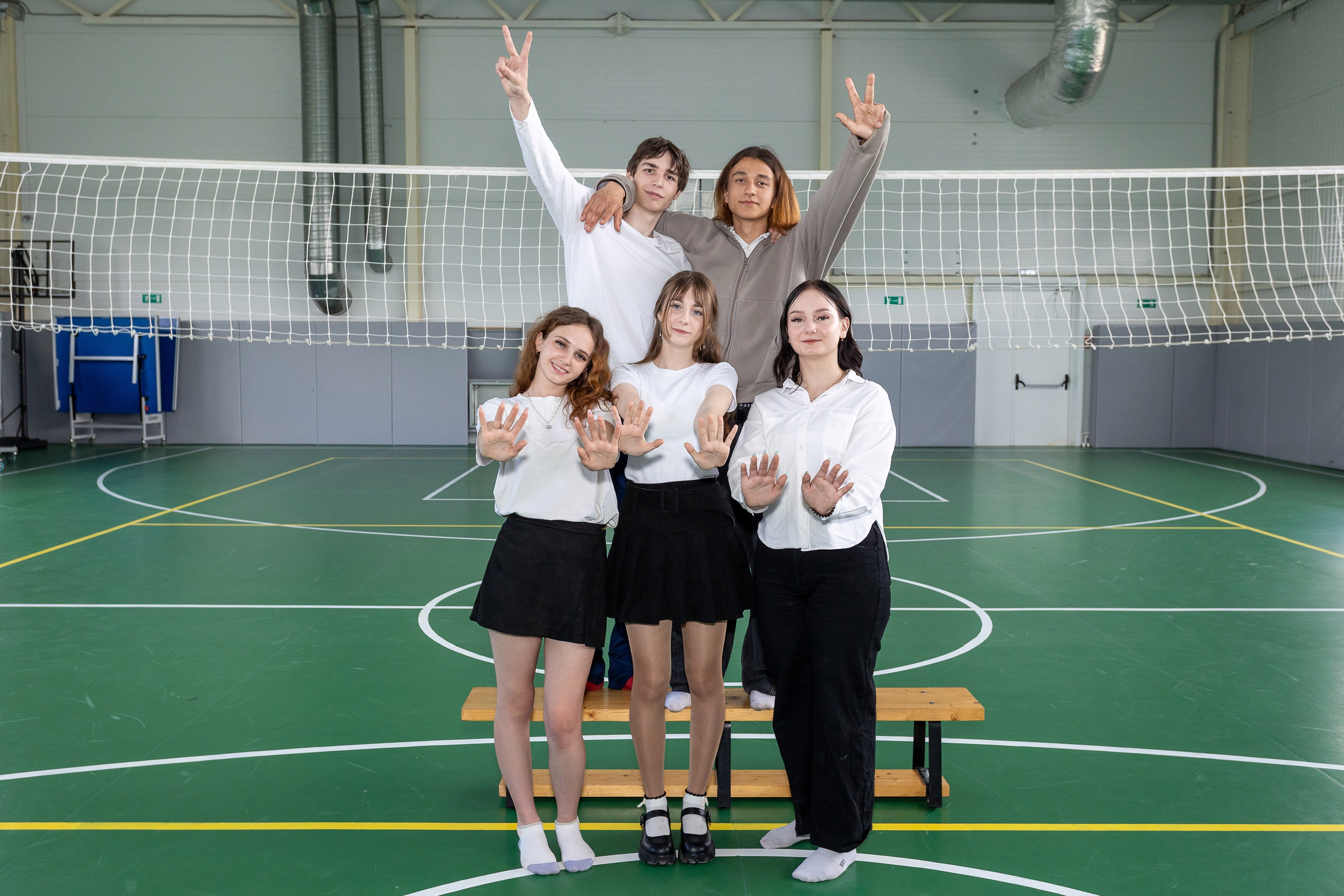 В школе. Выпускные альбомы Майкоп, Краснодар Елена Золотарева