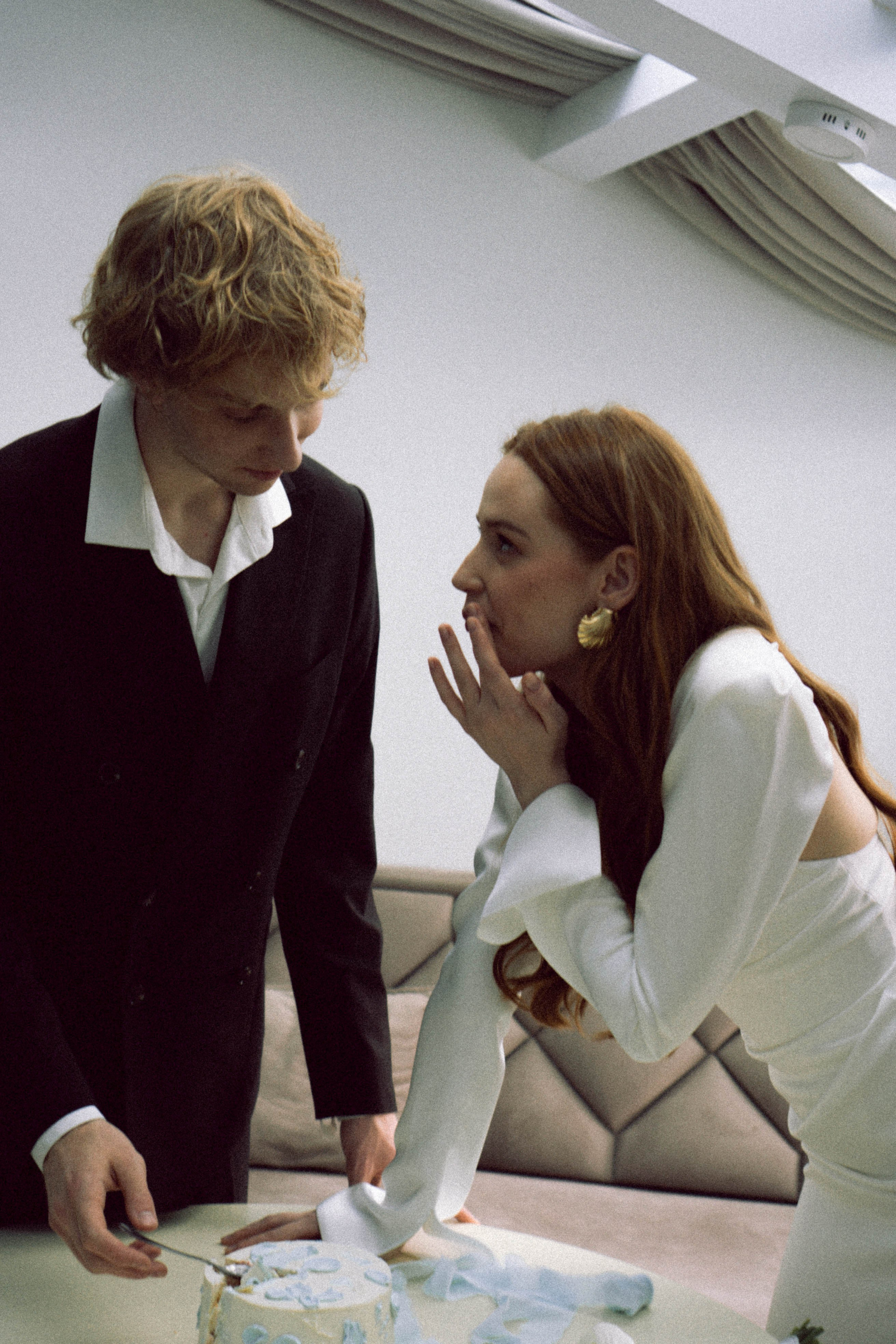 СВАДЕБНАЯ СЬЕМКА В ОТЕЛЕ. СБОРЫ ЖЕНИХА И НЕВЕСТЫ И ТАКЖЕ ТОР И ПОДГОТОВКА К ПРОГУЛКЕ. Профессиональный фотограф, Санкт-Петербург — Виктория Богомолова