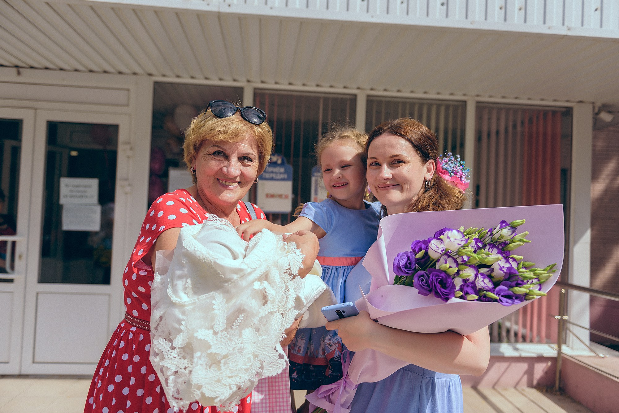 Выписка Сонечки. Фотограф Ростов-на-Дону Белла Керимова