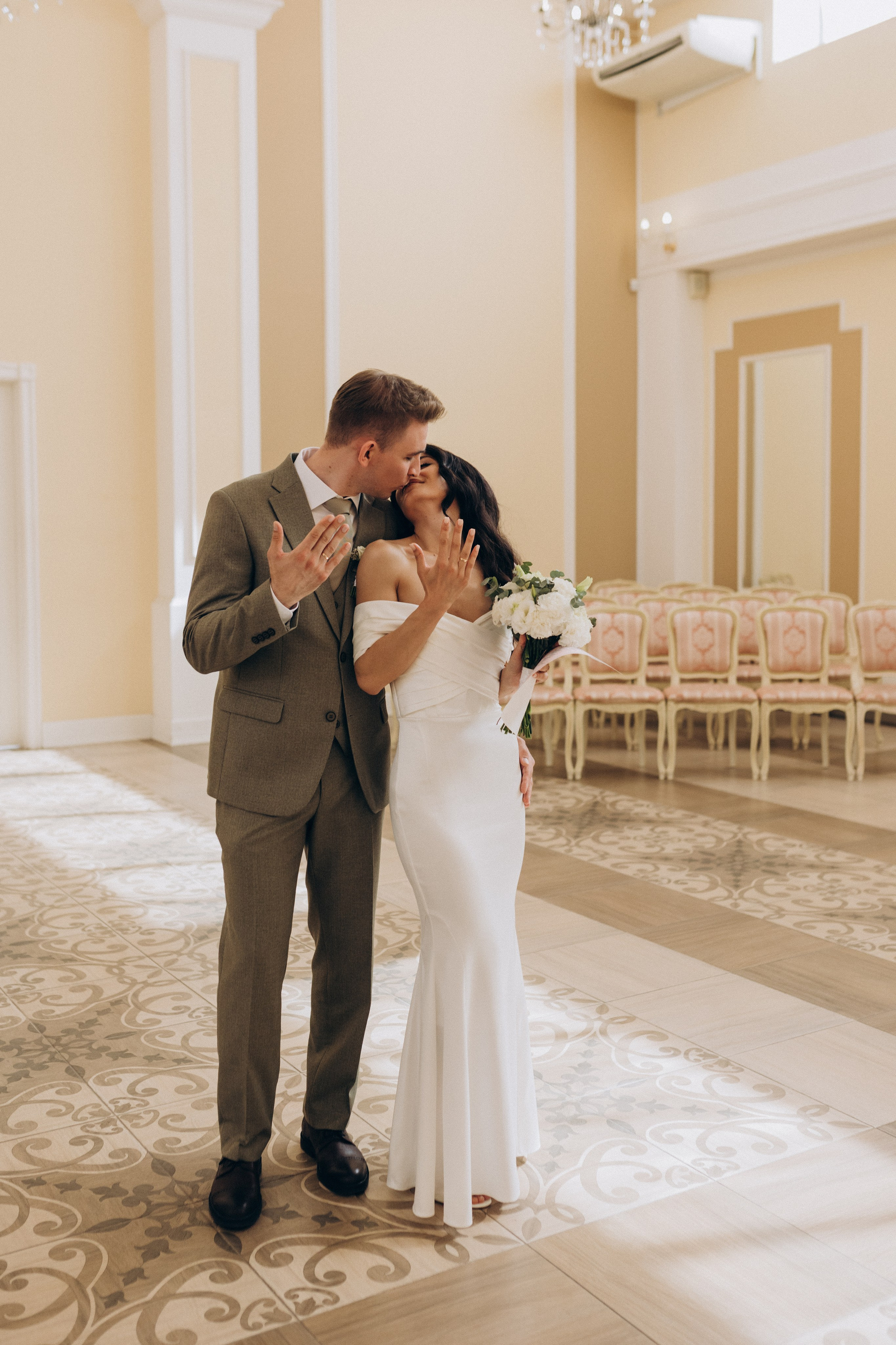 Сергей и Эльнара | Загс Калининского района. Свадебный и love story фотограф в Санкт-Петербурге