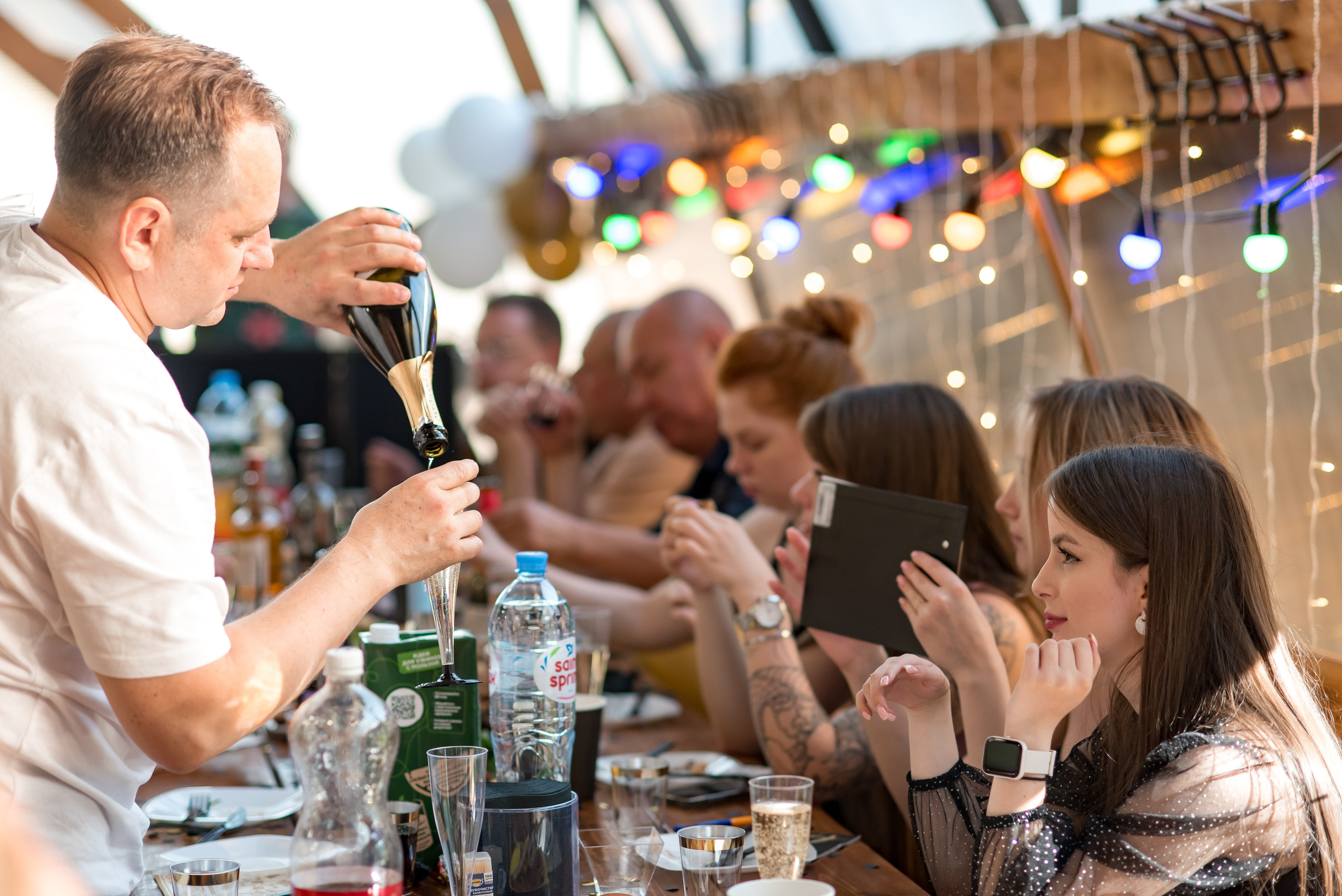 Открытие цеха и корпоратив MBsaun. Анастасия Петрович фотограф, фотокорреспондент в Москве и Санкт-Петербурге. Фотосъёмка репортажа, мероприятия, корпоративная съёмка, контент