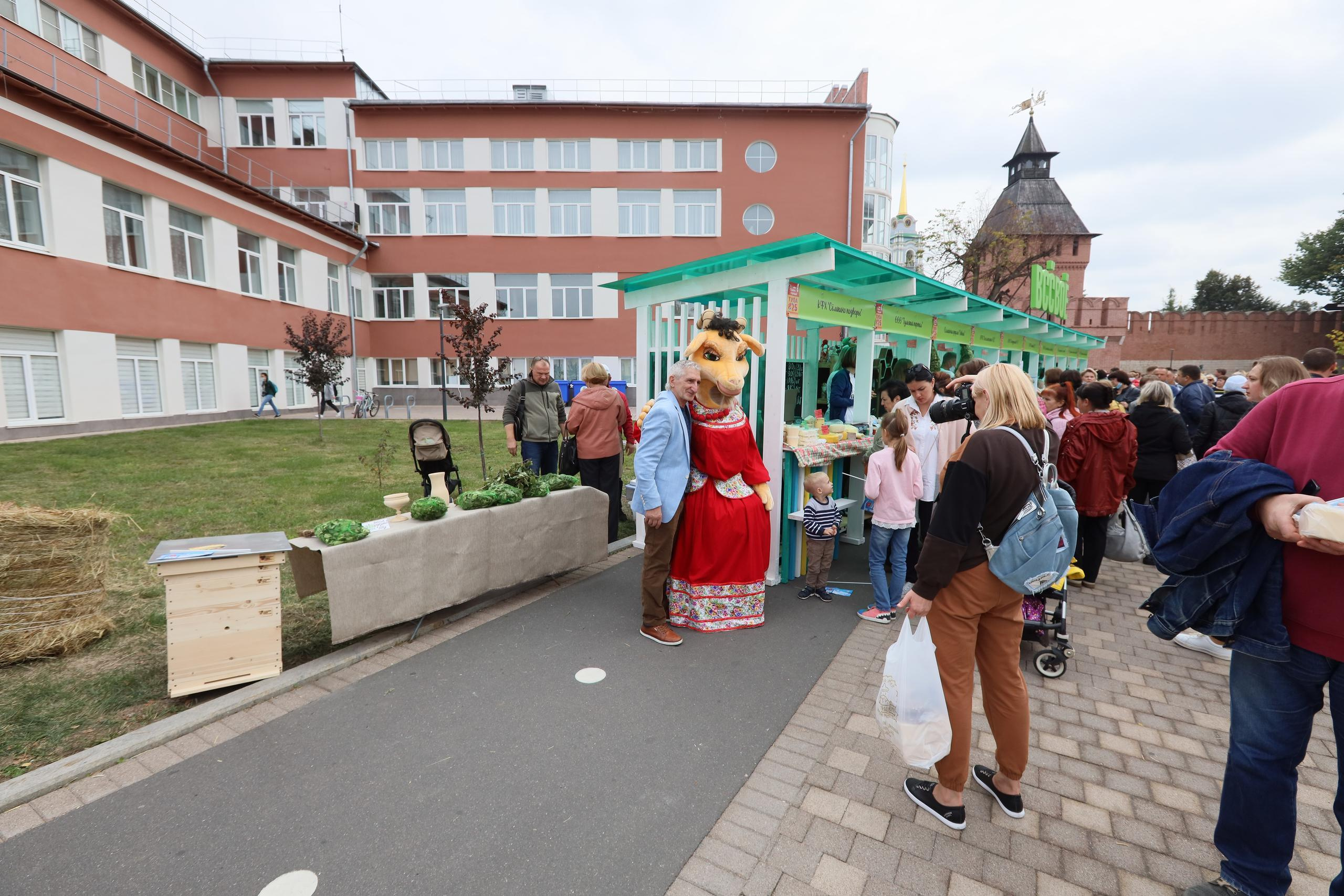 Туле 875 лет. Площадь Ленина, Казанская набережная. Октава. Муз. Вересаева. Фотограф в Туле Крупский АнДРей. Фотостудия «КАДР71» в Туле
