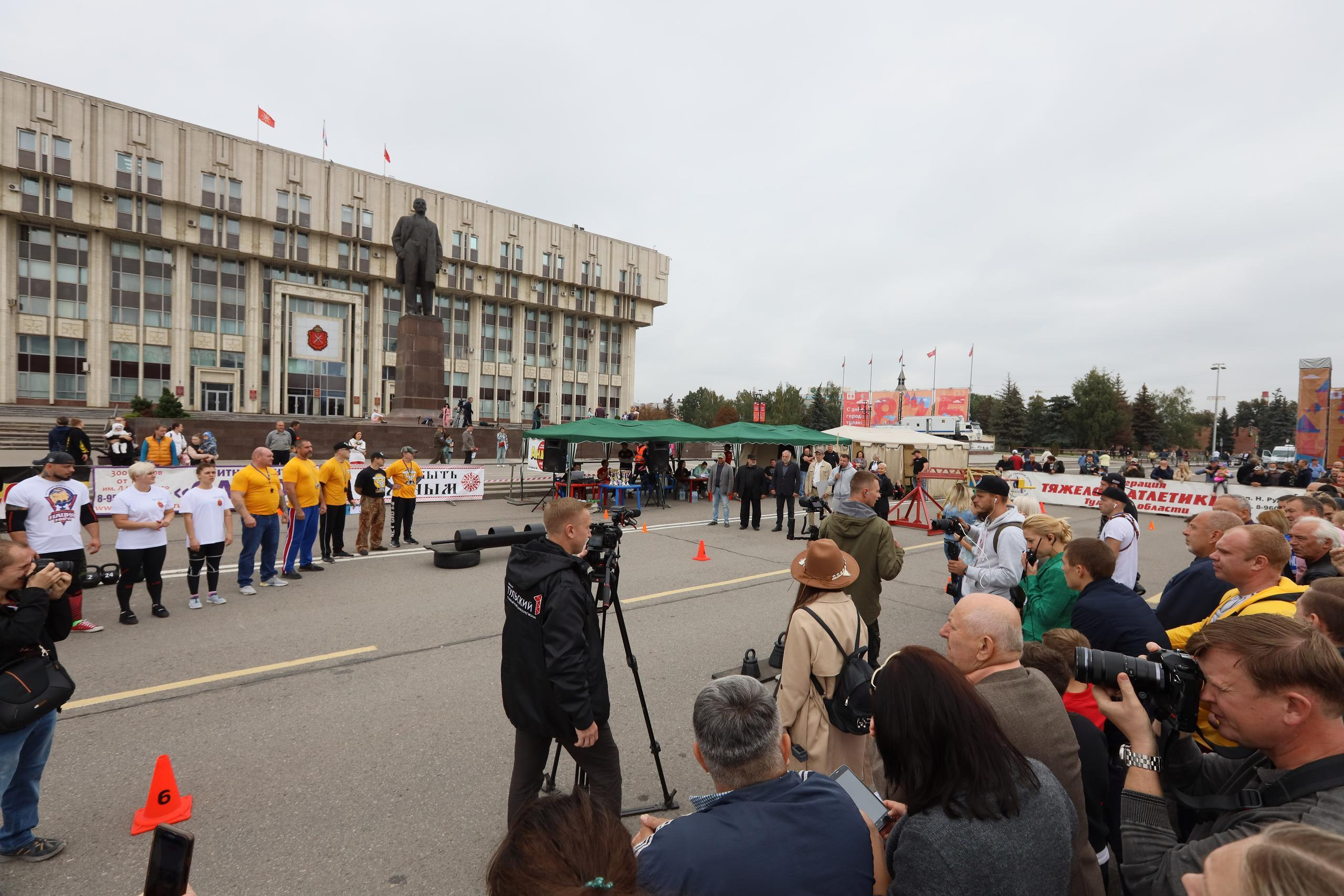 Туле 875 лет. Площадь Ленина, Казанская набережная. Октава. Муз. Вересаева. Фотограф в Туле Крупский АнДРей. Фотостудия «КАДР71» в Туле