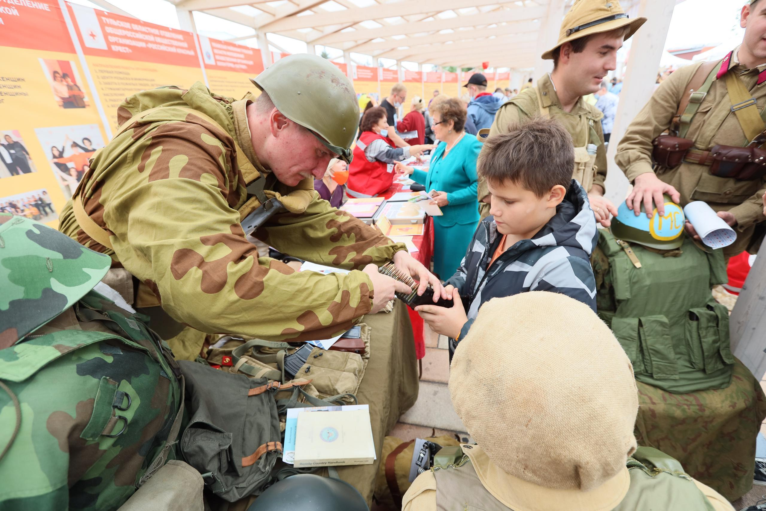 Туле 875 лет. Площадь Ленина, Казанская набережная. Октава. Муз. Вересаева. Фотограф в Туле Крупский АнДРей. Фотостудия «КАДР71» в Туле