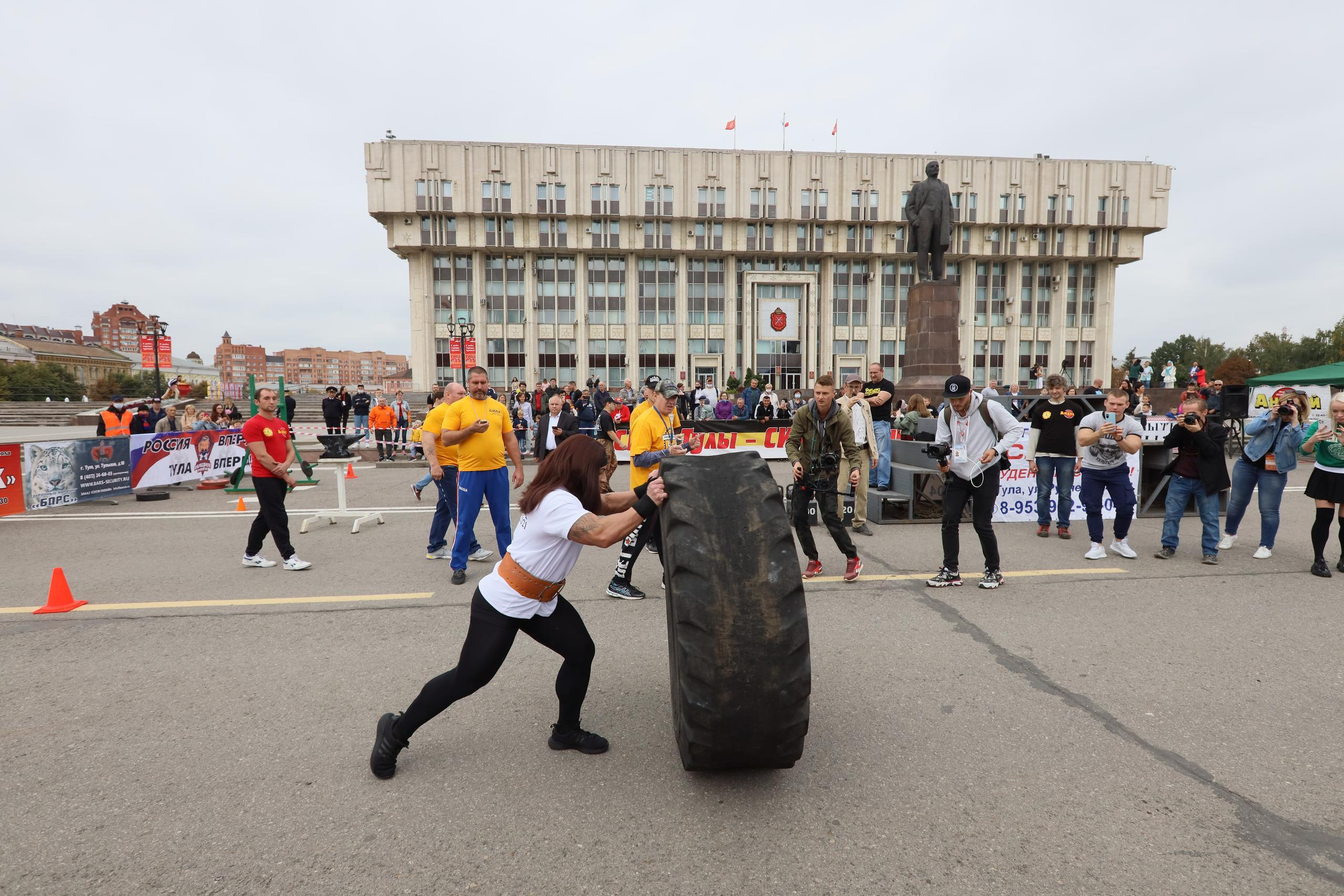 Туле 875 лет. Площадь Ленина, Казанская набережная. Октава. Муз. Вересаева. Фотограф в Туле Крупский АнДРей. Фотостудия «КАДР71» в Туле