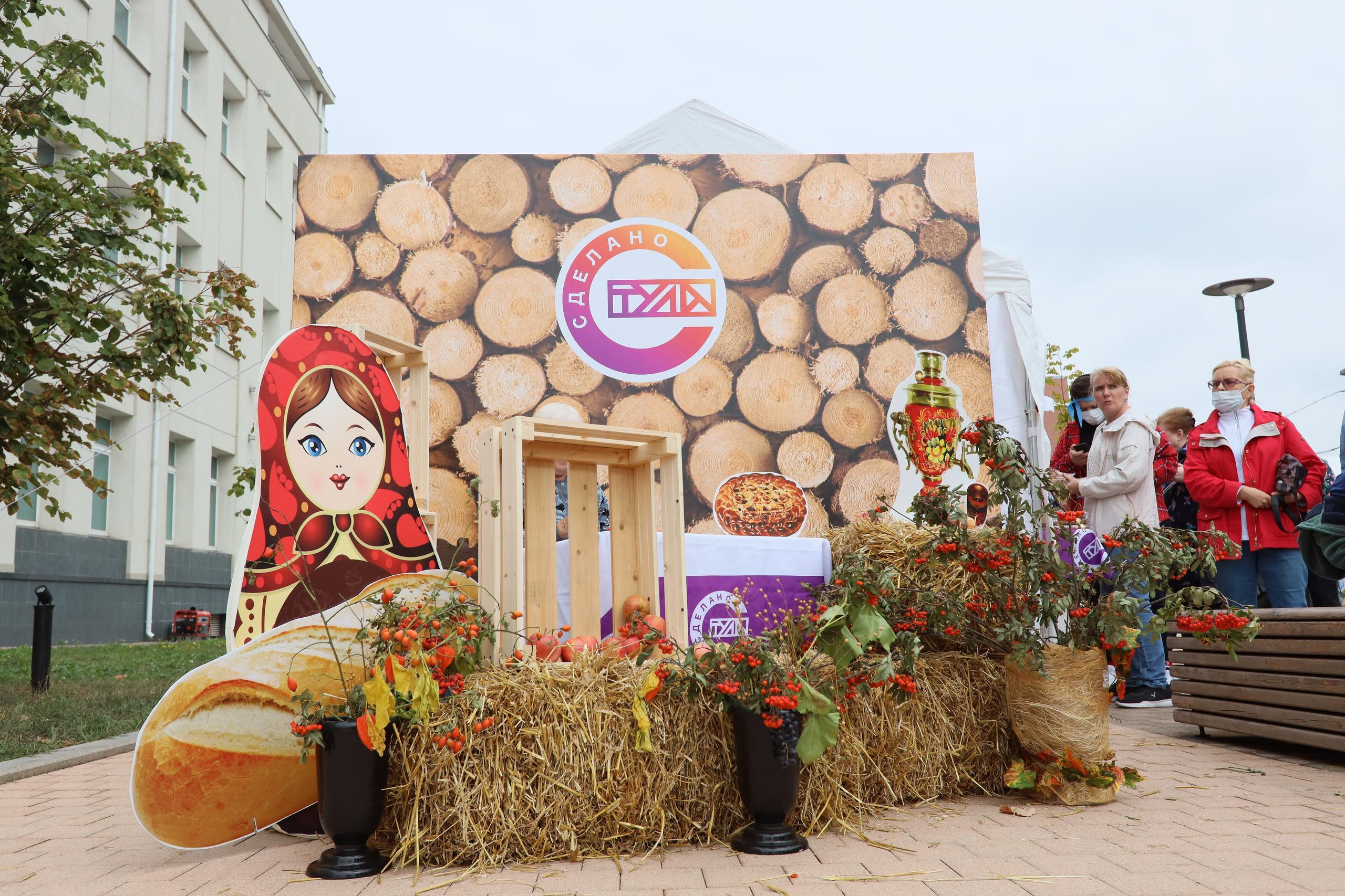 Туле 875 лет. Площадь Ленина, Казанская набережная. Октава. Муз. Вересаева. Фотограф в Туле Крупский АнДРей. Фотостудия «КАДР71» в Туле