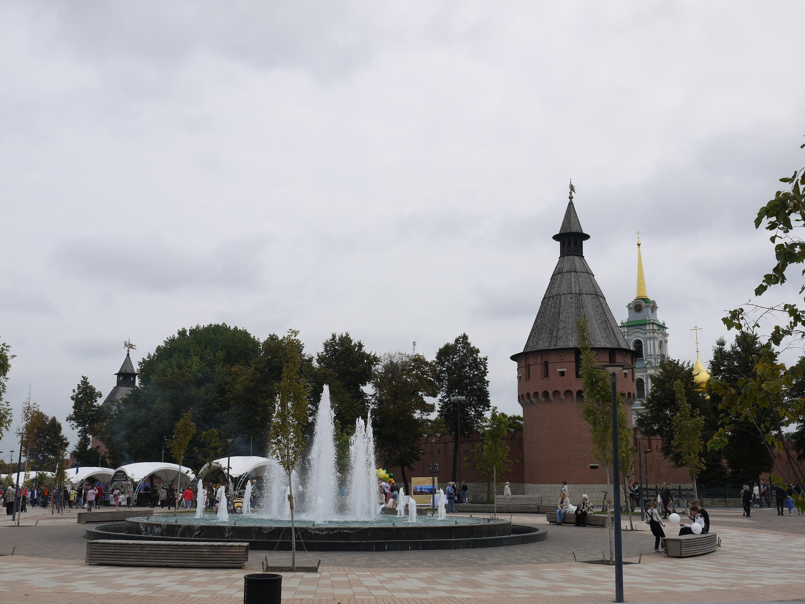 Туле 875 лет. Площадь Ленина, Казанская набережная. Октава. Муз. Вересаева. Фотограф в Туле Крупский АнДРей. Фотостудия «КАДР71» в Туле