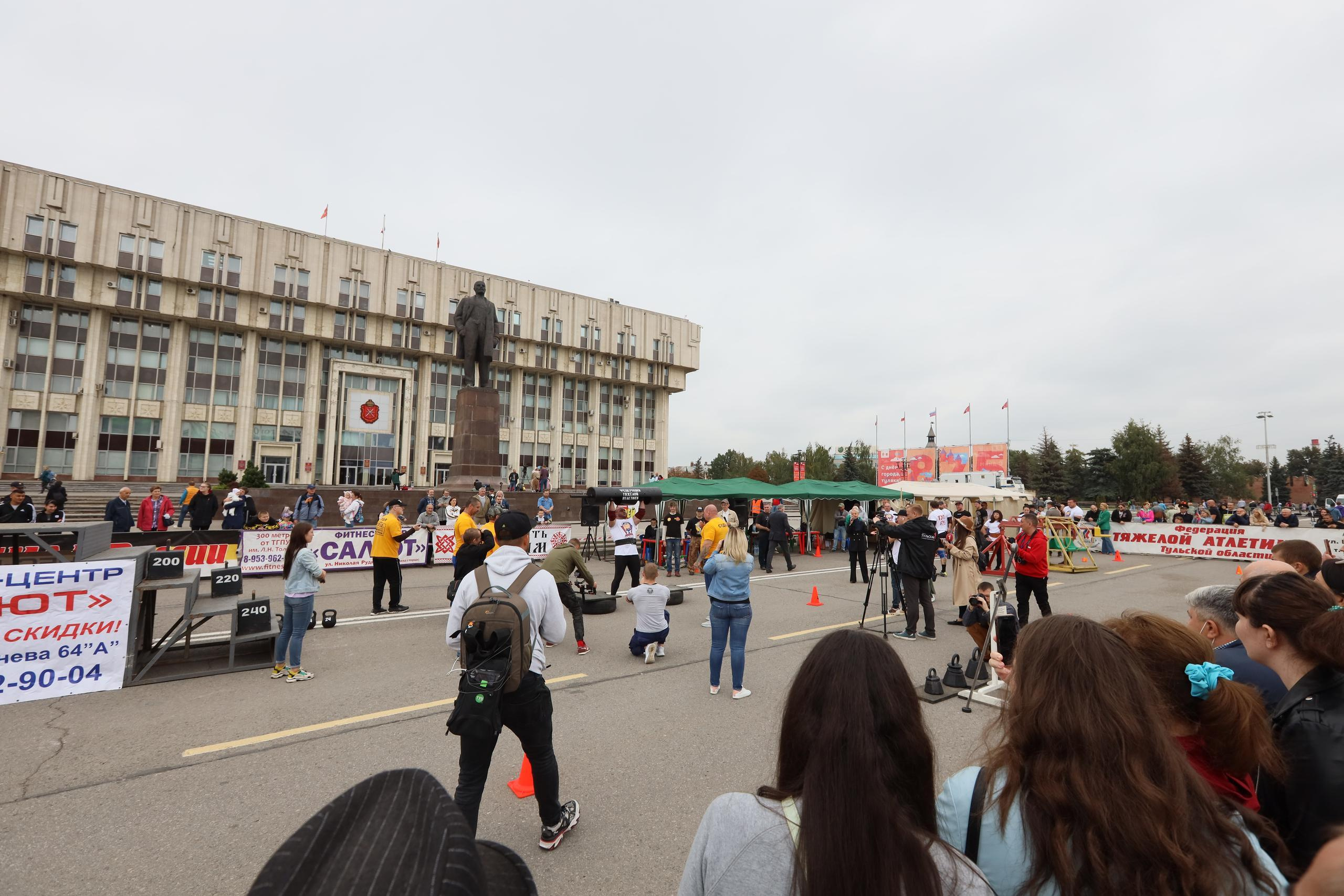 Туле 875 лет. Площадь Ленина, Казанская набережная. Октава. Муз. Вересаева. Фотограф в Туле Крупский АнДРей. Фотостудия «КАДР71» в Туле