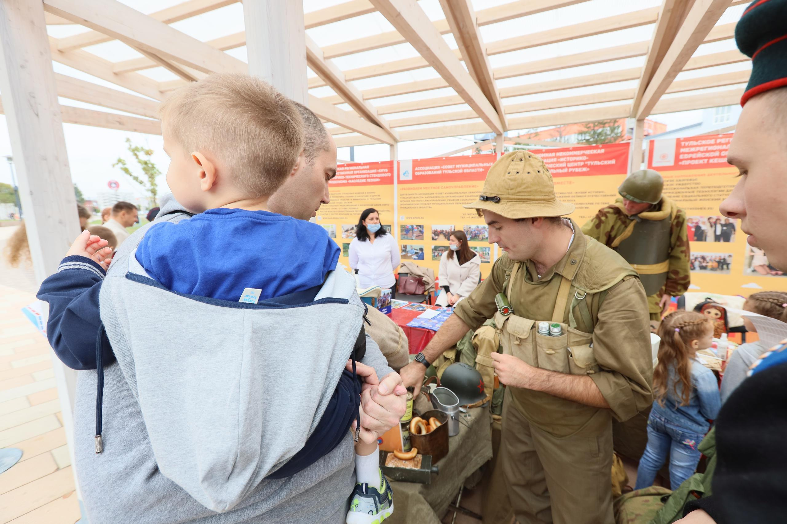 Туле 875 лет. Площадь Ленина, Казанская набережная. Октава. Муз. Вересаева. Фотограф в Туле Крупский АнДРей. Фотостудия «КАДР71» в Туле