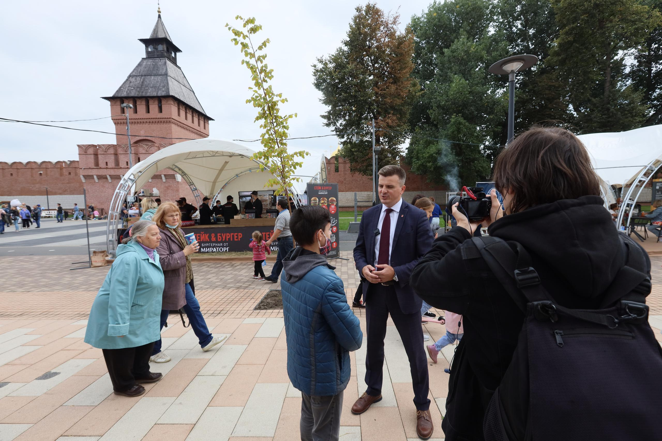 Туле 875 лет. Площадь Ленина, Казанская набережная. Октава. Муз. Вересаева. Фотограф в Туле Крупский АнДРей. Фотостудия «КАДР71» в Туле