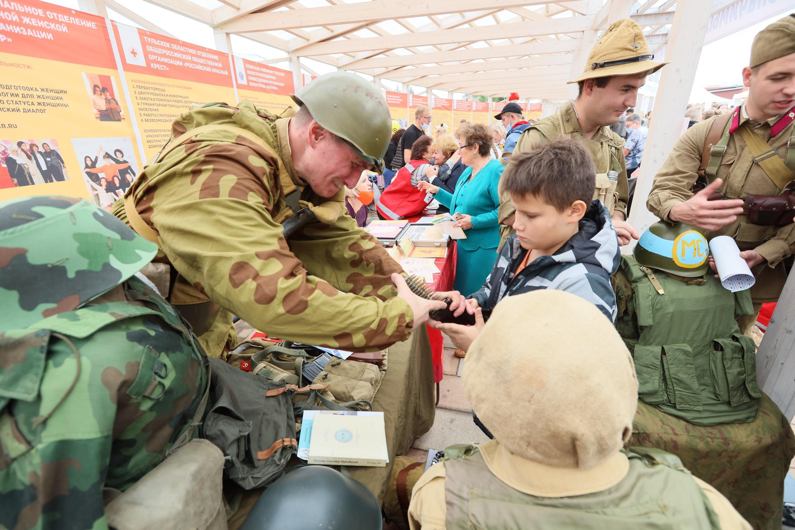 Туле 875 лет. Площадь Ленина, Казанская набережная. Октава. Муз. Вересаева. Фотограф в Туле Крупский АнДРей. Фотостудия «КАДР71» в Туле