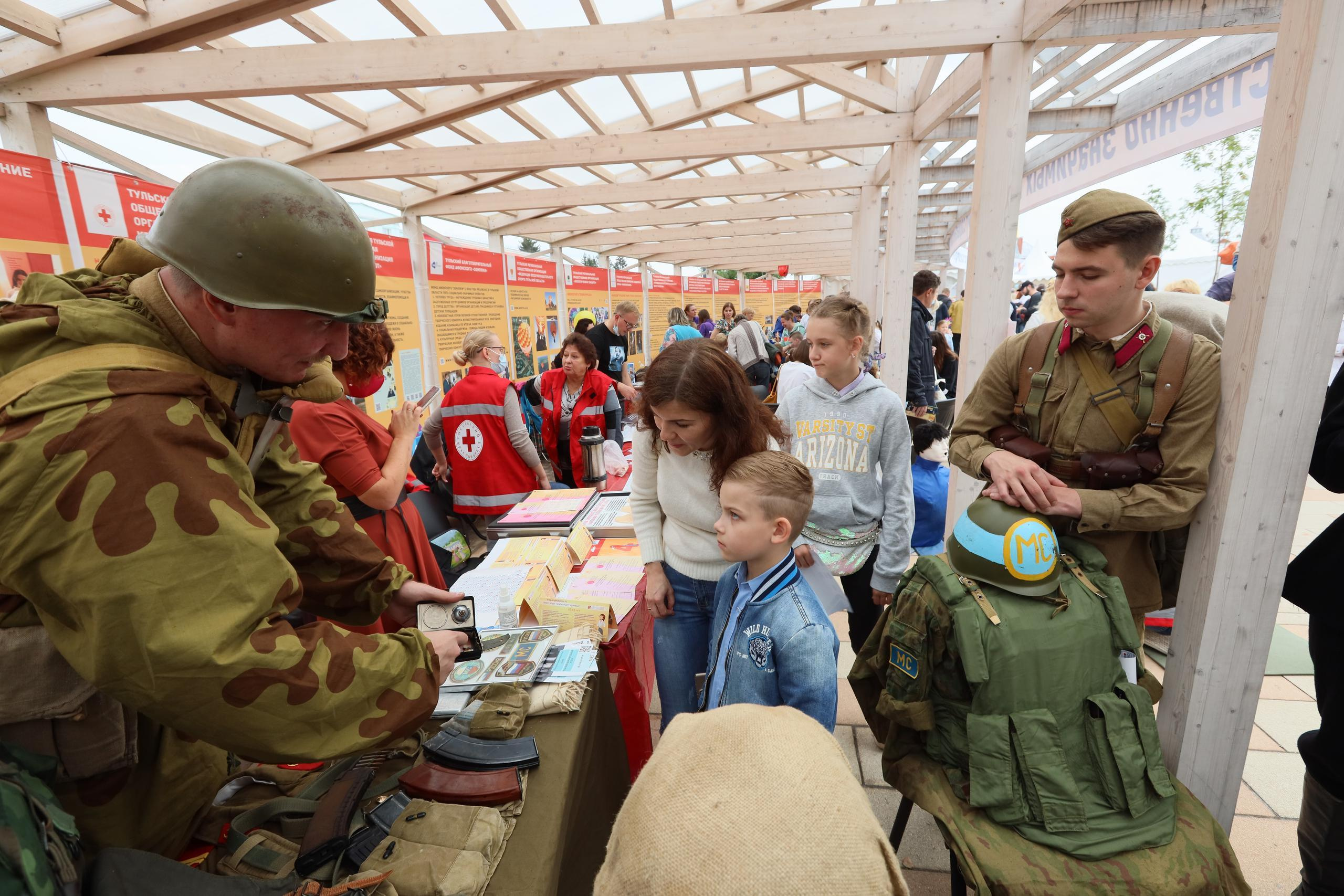 Туле 875 лет. Площадь Ленина, Казанская набережная. Октава. Муз. Вересаева. Фотограф в Туле Крупский АнДРей. Фотостудия «КАДР71» в Туле