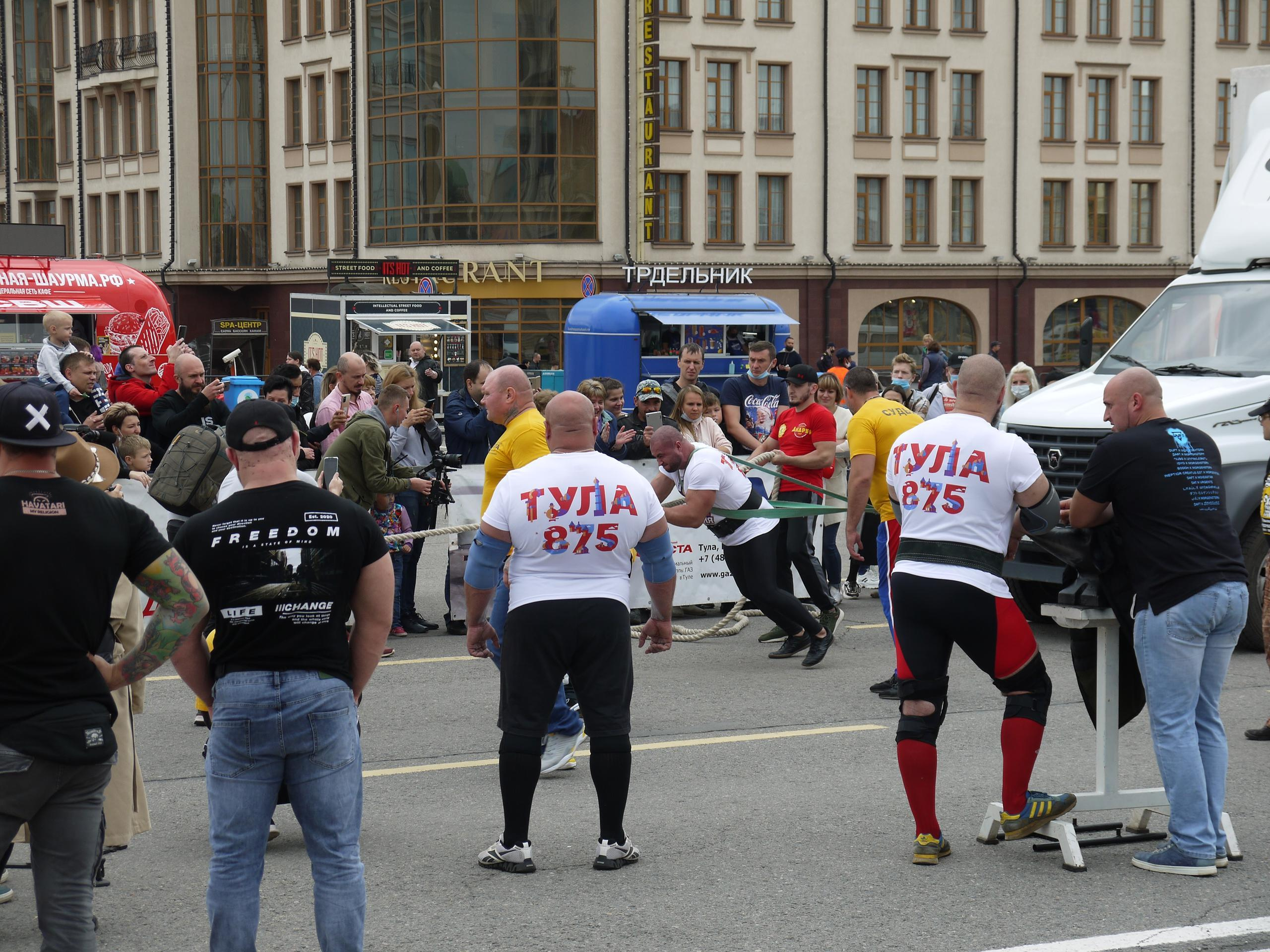 Туле 875 лет. Площадь Ленина, Казанская набережная. Октава. Муз. Вересаева. Фотограф в Туле Крупский АнДРей. Фотостудия «КАДР71» в Туле